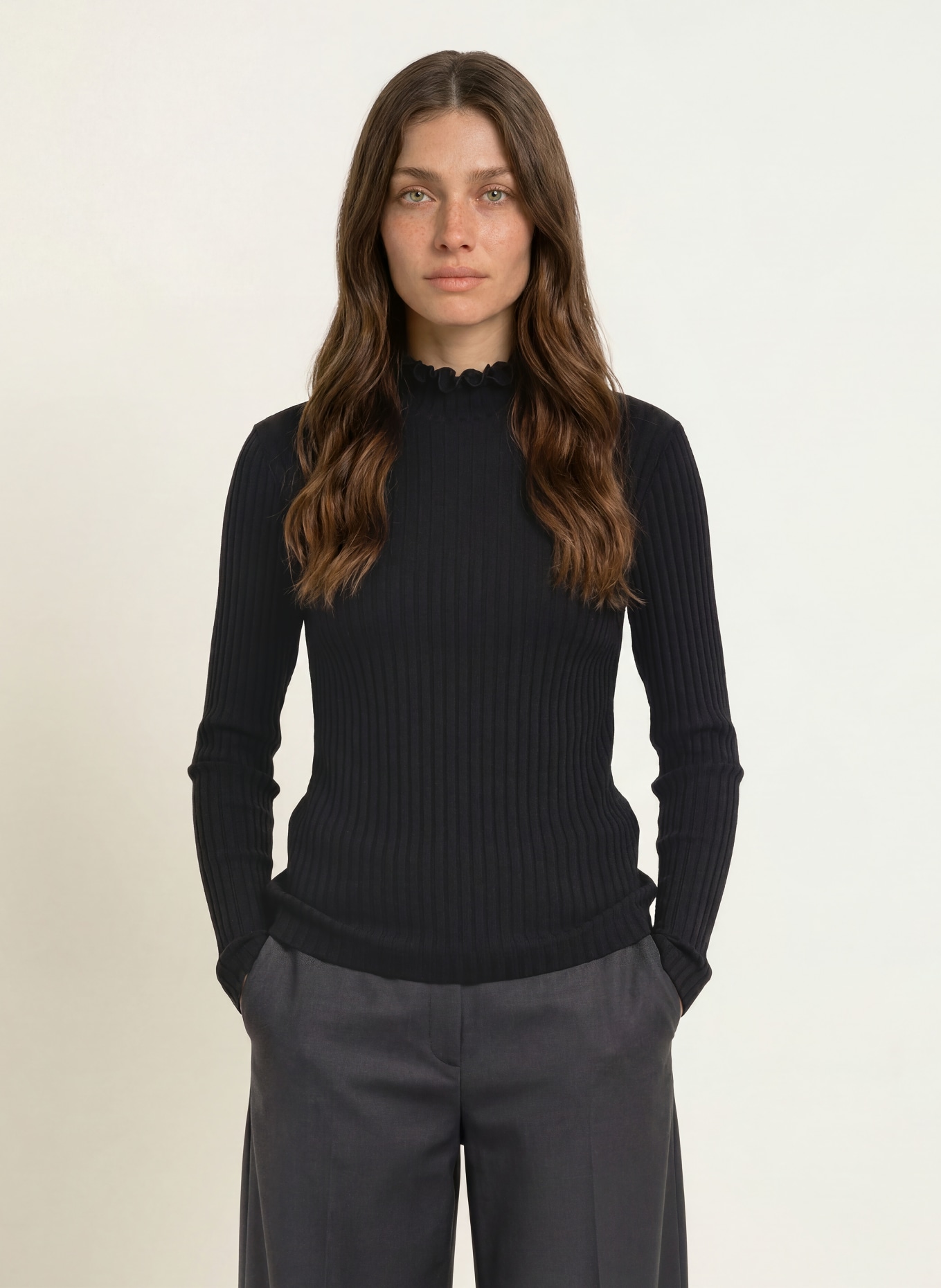lilienfels Longsleeve: SCHWARZ