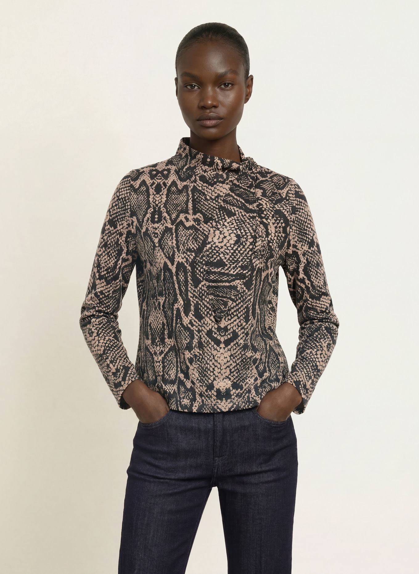 lilienfels Long-Sleeve: BEIGE / BLACK