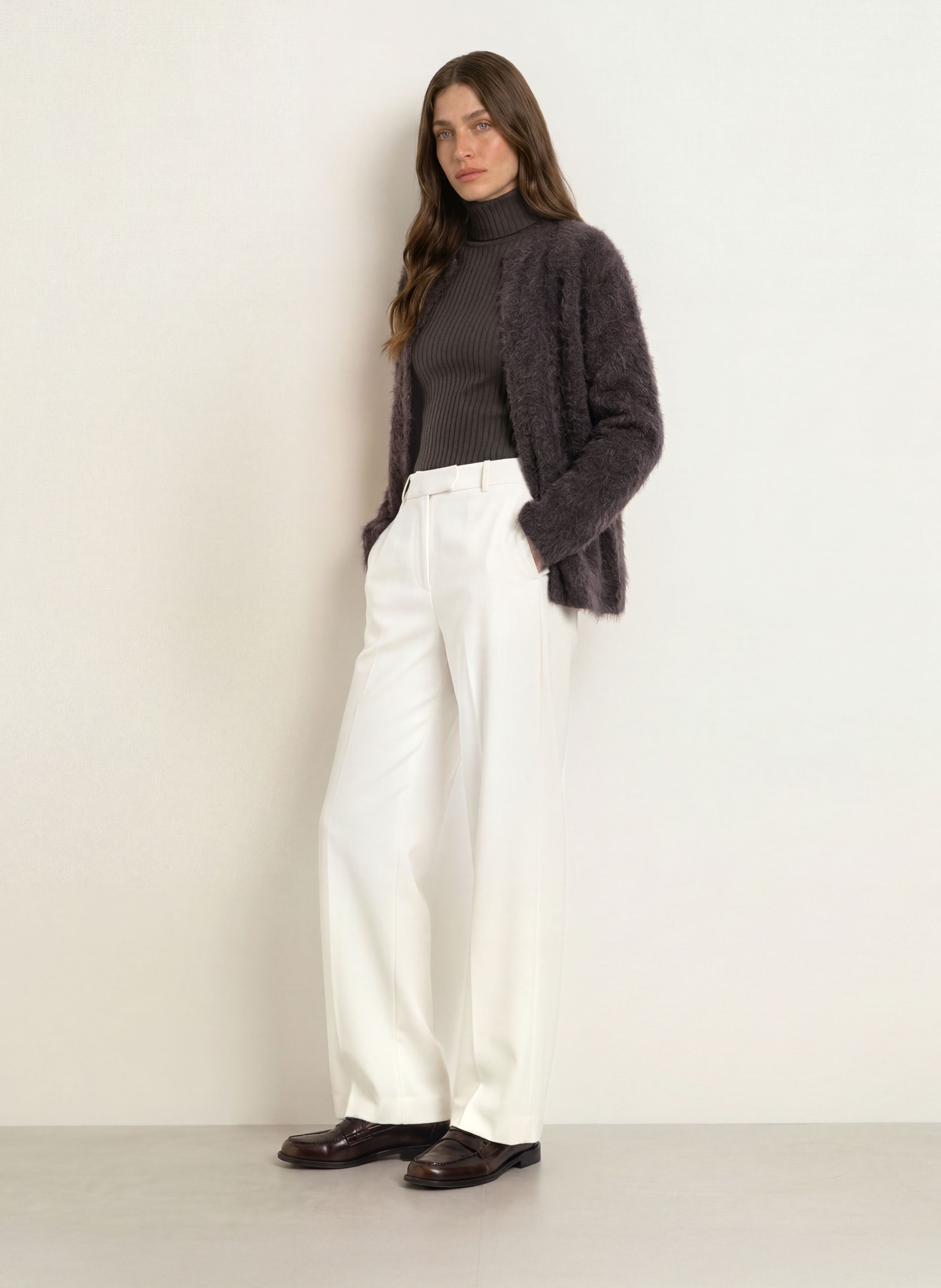 lilienfels Knit wrap: DARK BROWN