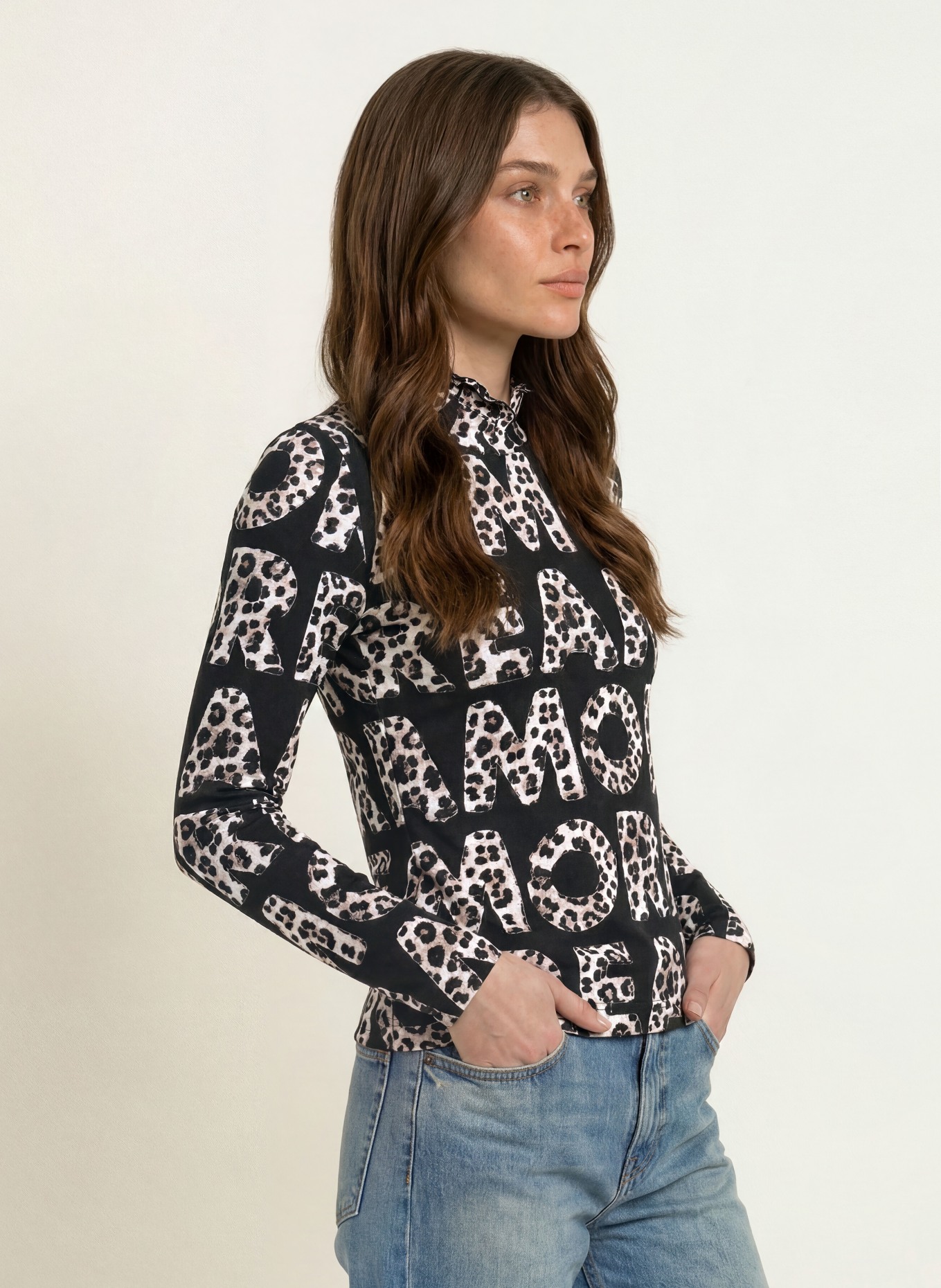 lilienfels Longsleeve: SCHWARZ / ECRU