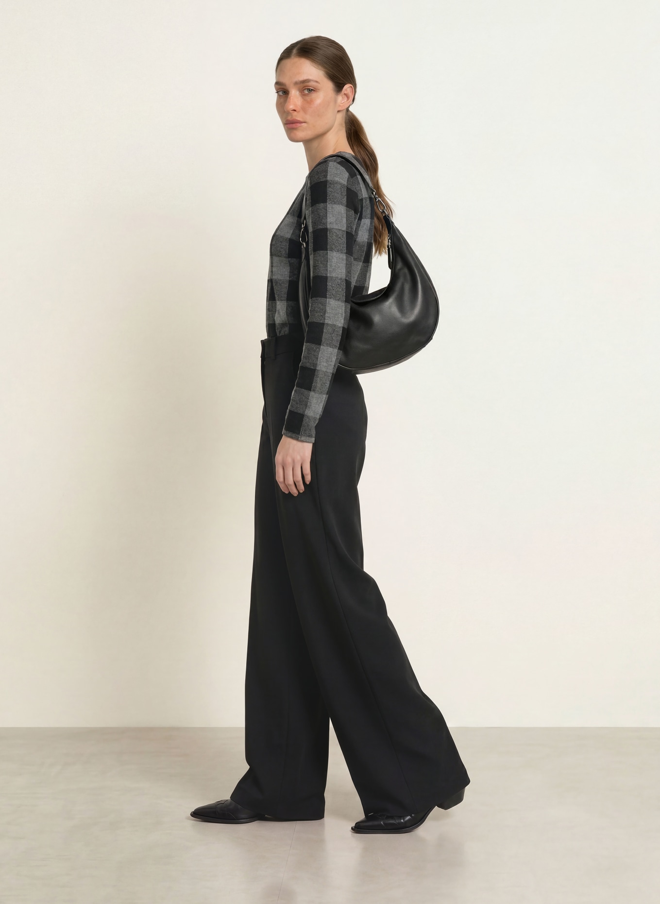 lilienfels Longsleeve: SCHWARZ / GRAU