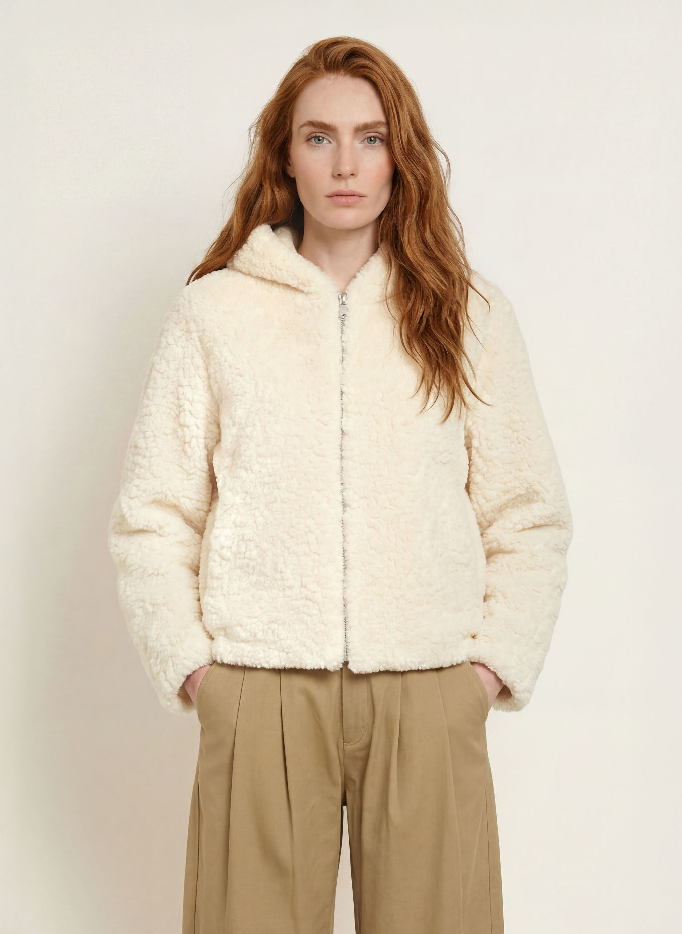 darling harbour Plush Jacket: OFFWHITE