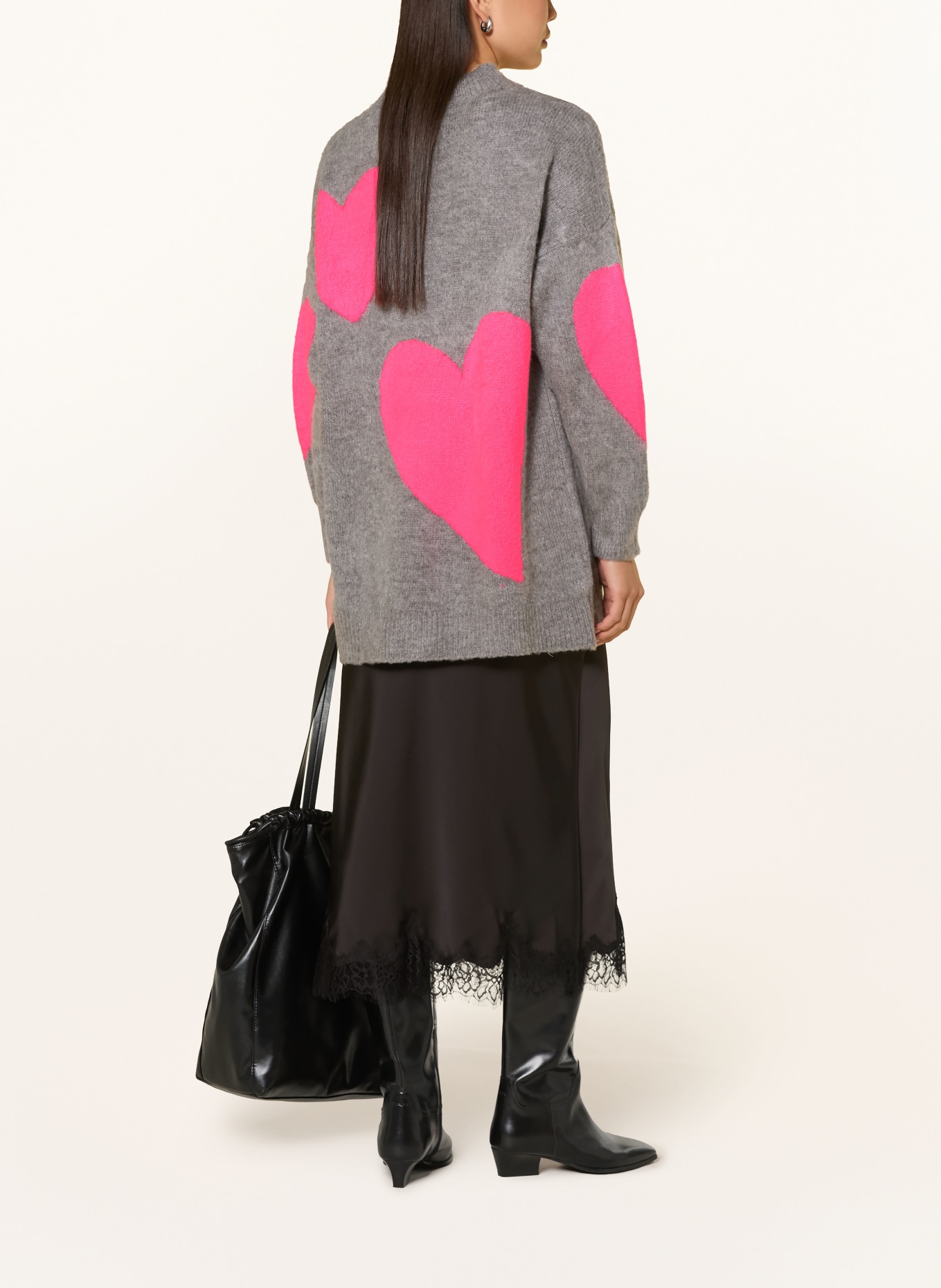 miss goodlife Alpaca Sweater: GRAY / PINK