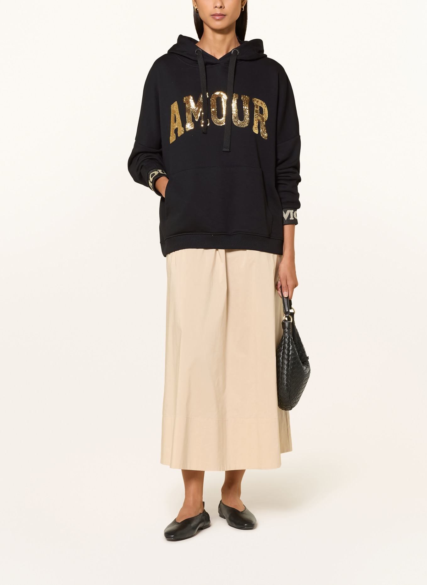 miss goodlife Oversized hoodie with sequins: BLACK / GOLD