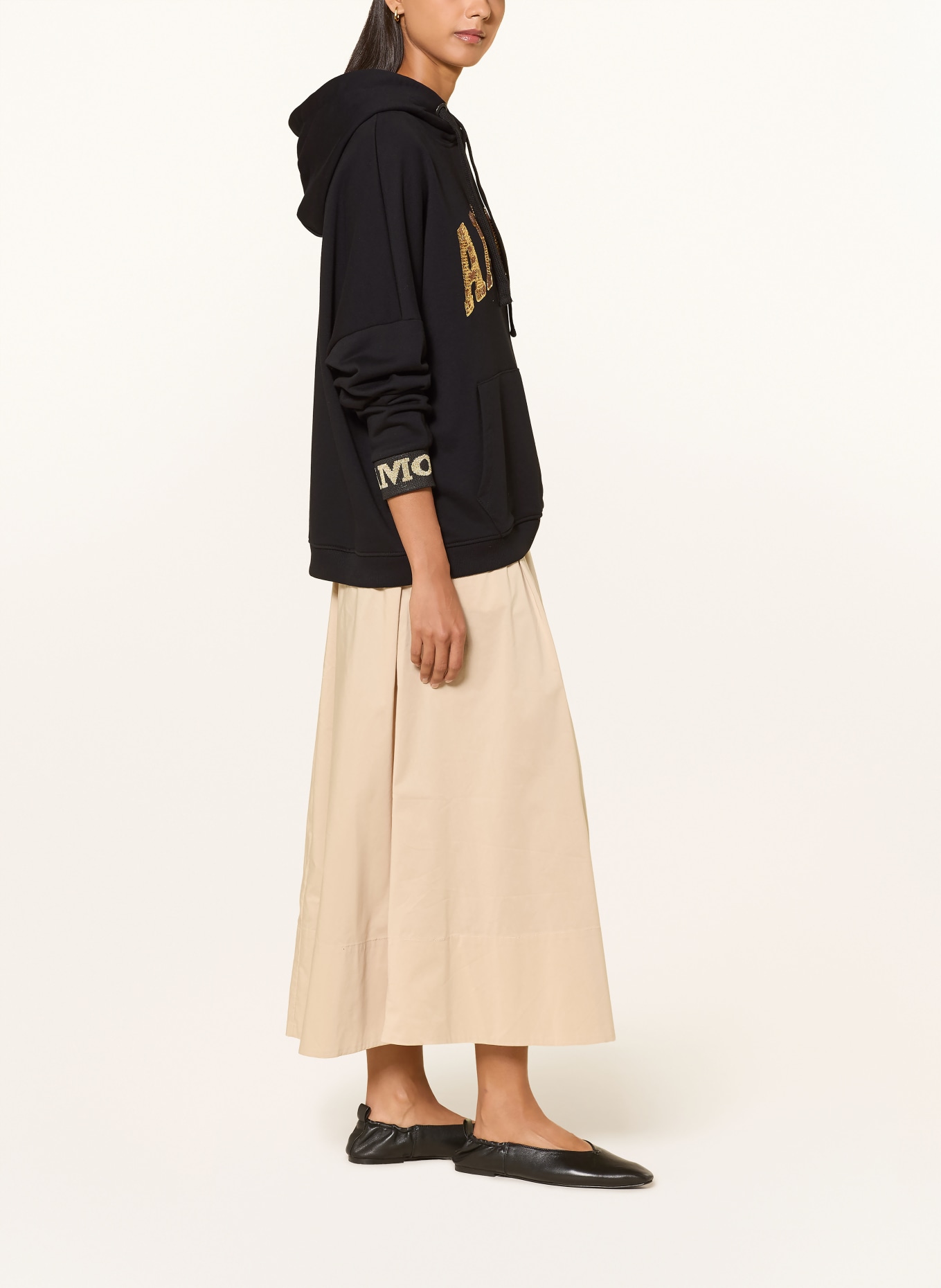 miss goodlife Oversized hoodie with sequins: BLACK / GOLD