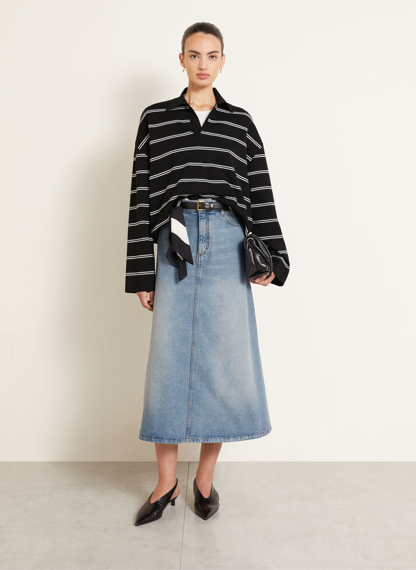 AMI PARIS Oversized Polo shirt: BLACK / WHITE
