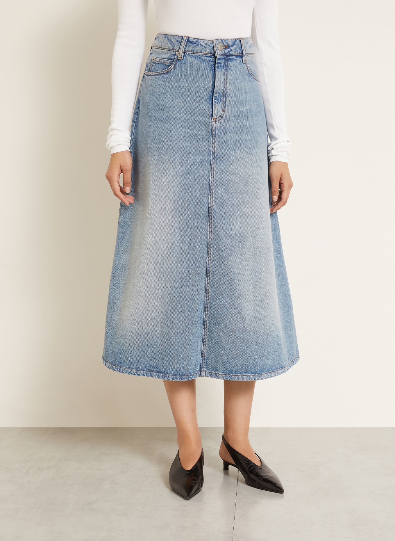 AMI PARIS Jeansrock: HELLBLAU