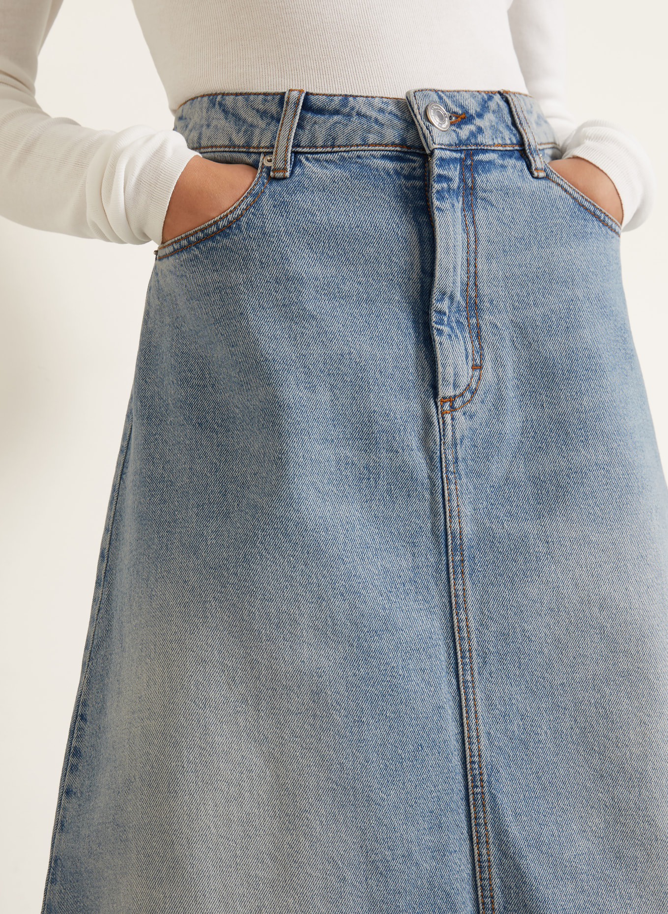 AMI PARIS Jeansrock: HELLBLAU
