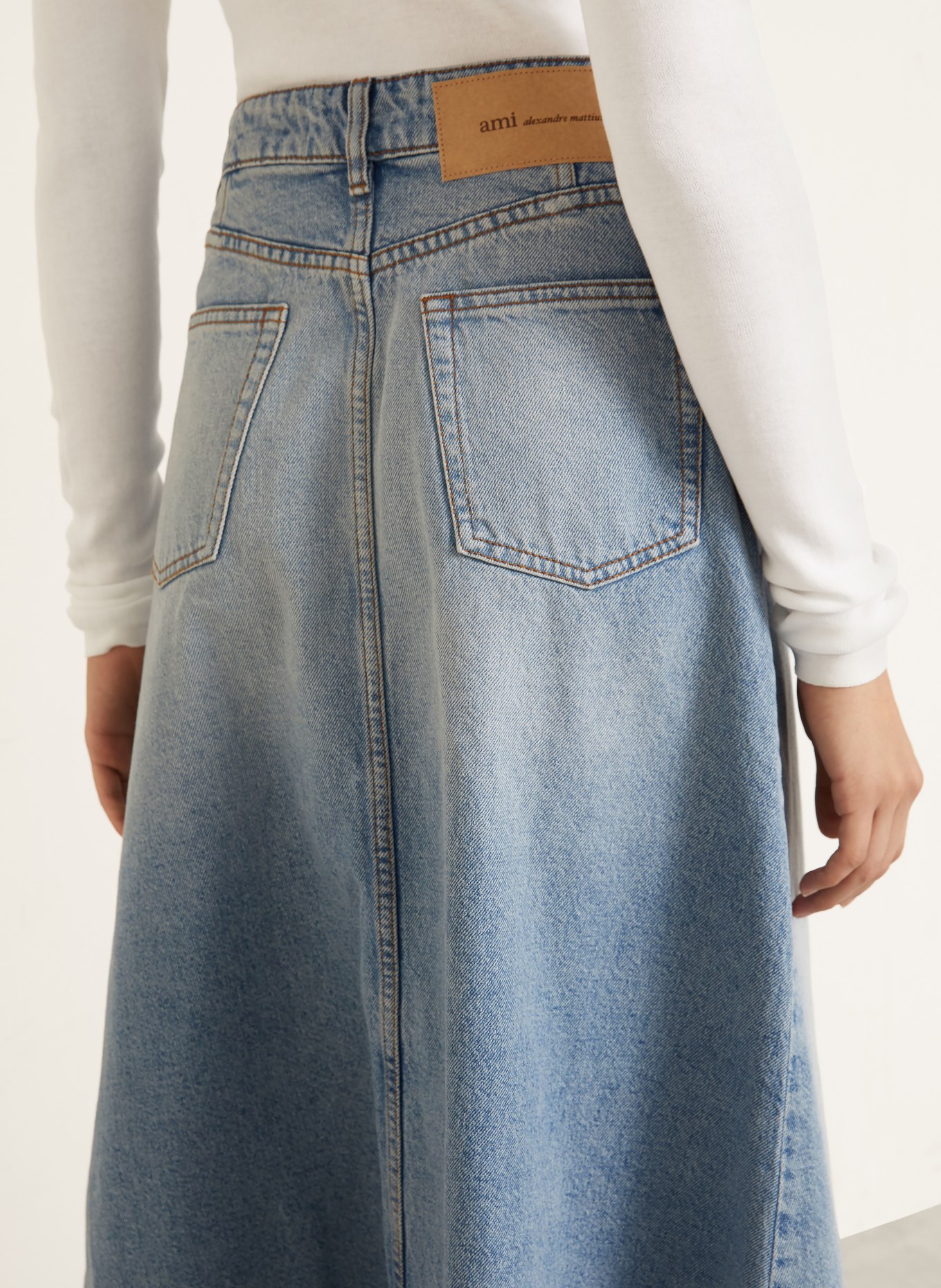 AMI PARIS Jeansrock: HELLBLAU