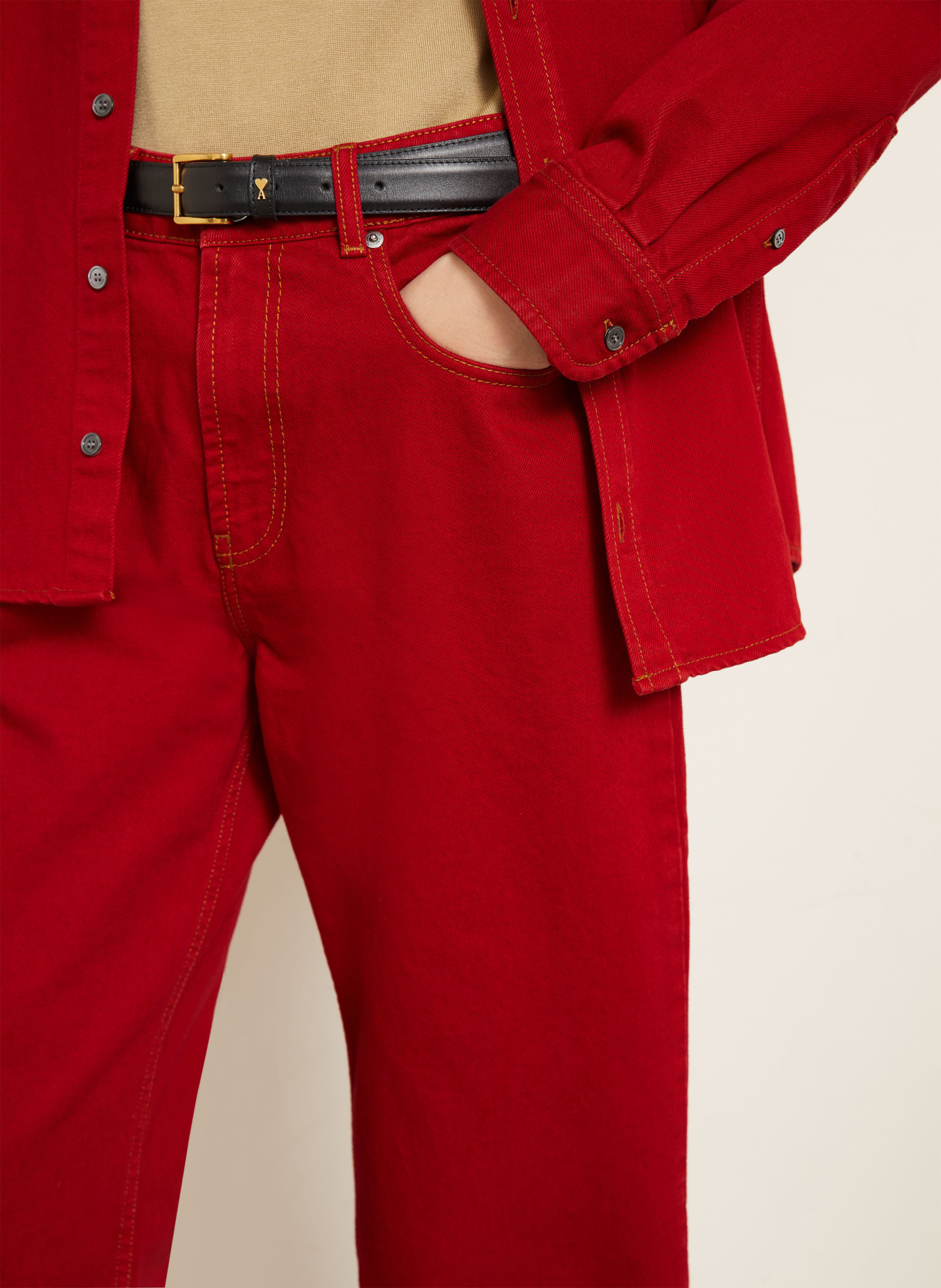 AMI PARIS Wide leg jeans: A186 ROUGE RUBIS