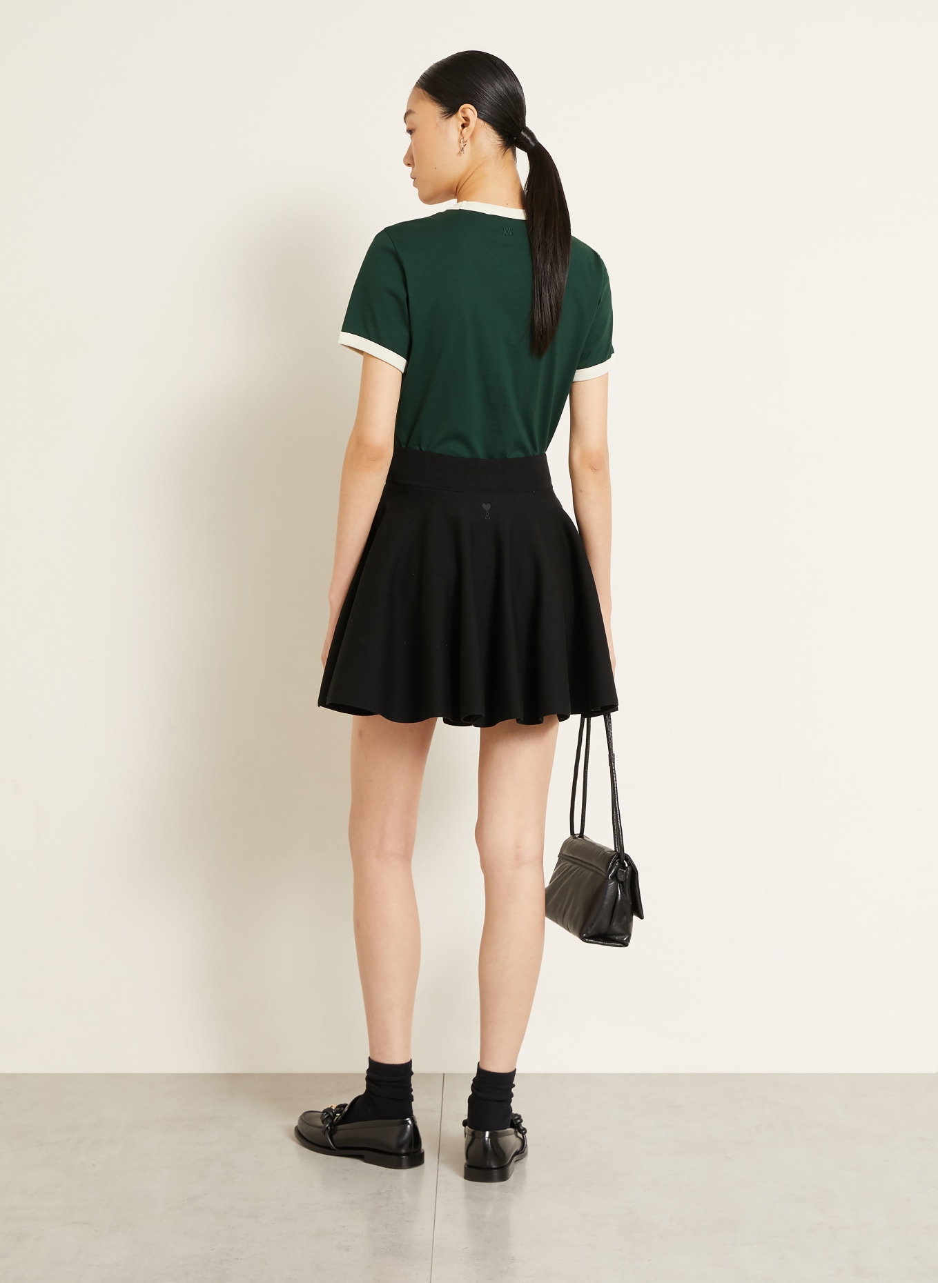 AMI PARIS T-Shirt: DUNKELGRÜN / CREME