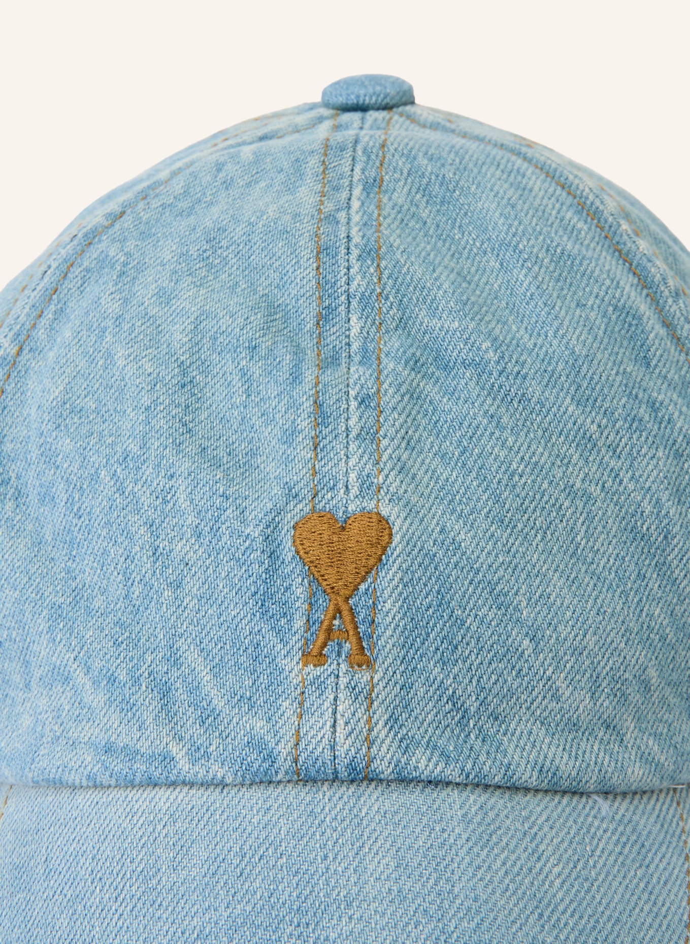 AMI PARIS Casquette en jean: BLEU CLAIR / COGNAC