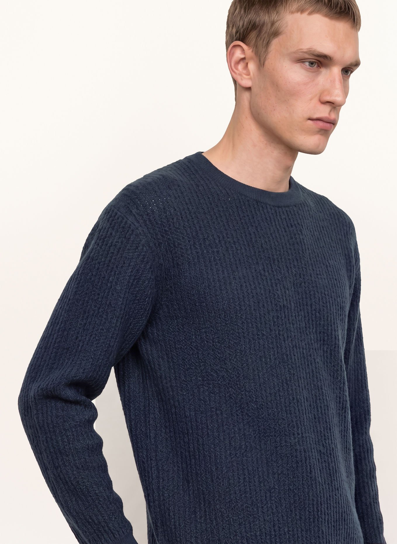 FRAME Sweater: DARK BLUE