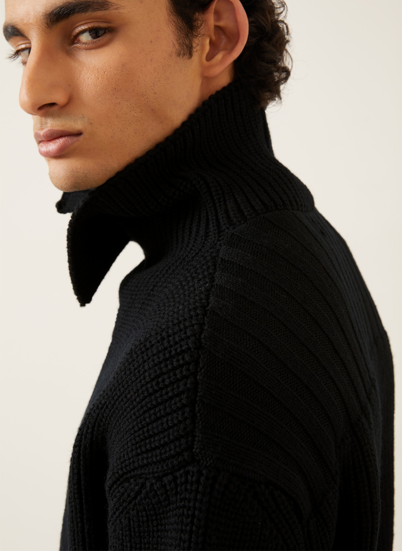 DRIES VAN NOTEN Pletený svetr MARINO: ČERNÁ