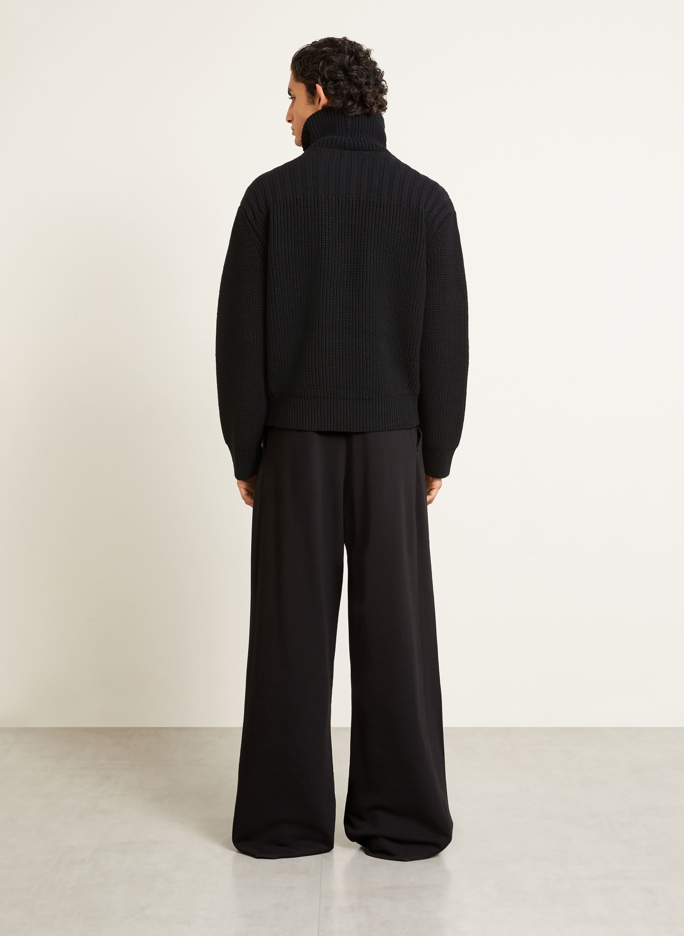 DRIES VAN NOTEN Kalhoty HAMA z teplákoviny: ČERNÁ