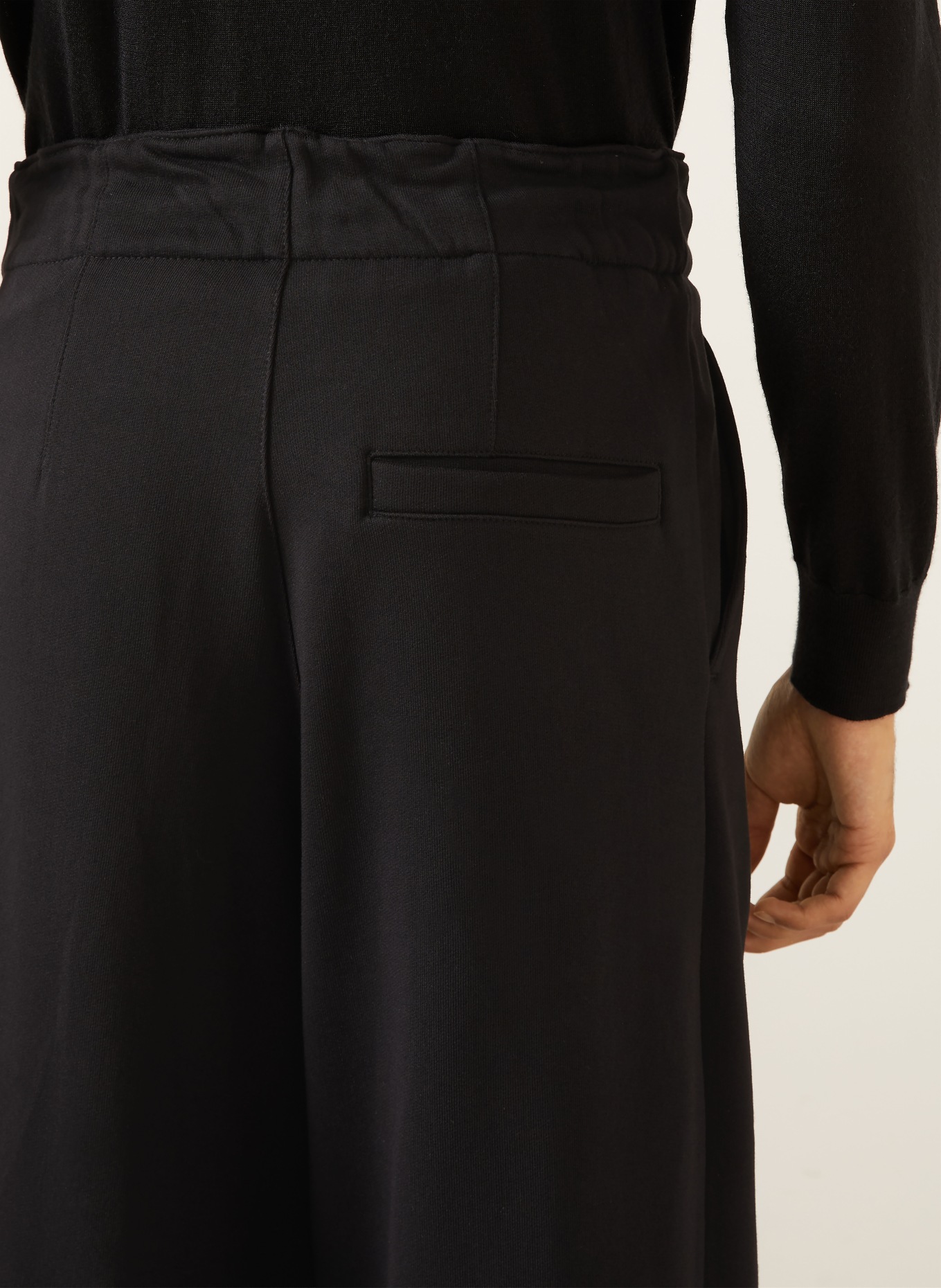 DRIES VAN NOTEN Kalhoty HAMA z teplákoviny: ČERNÁ