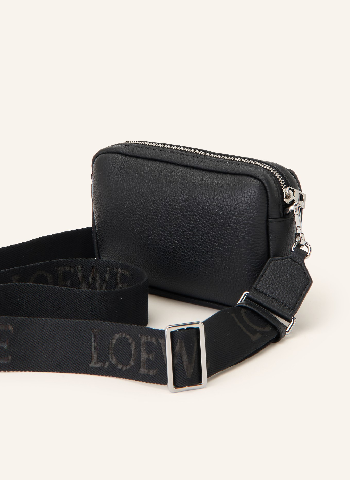 LOEWE PEBBLE SMALL Shoulder bag: BLACK