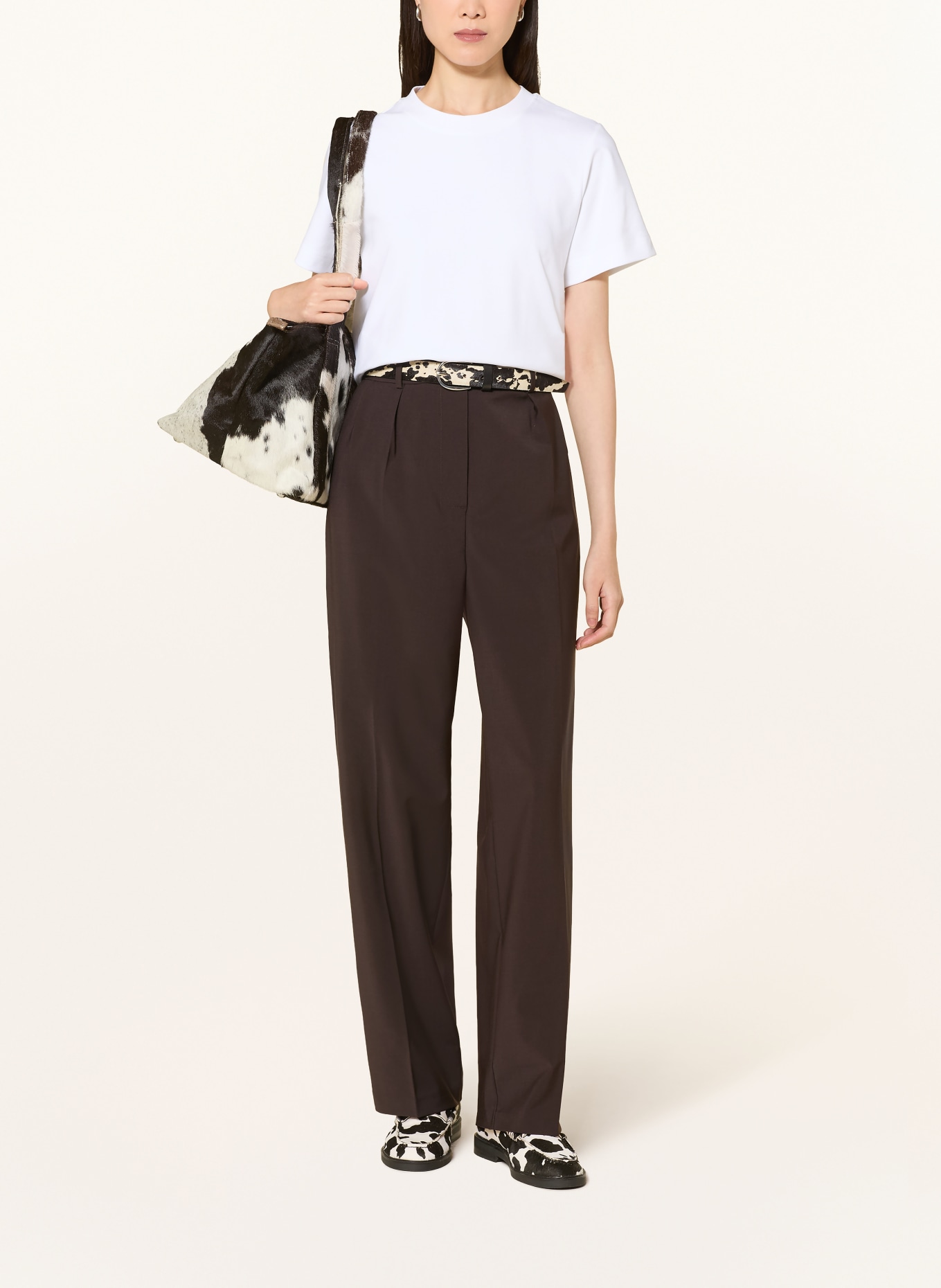 darling harbour T-shirt: WHITE