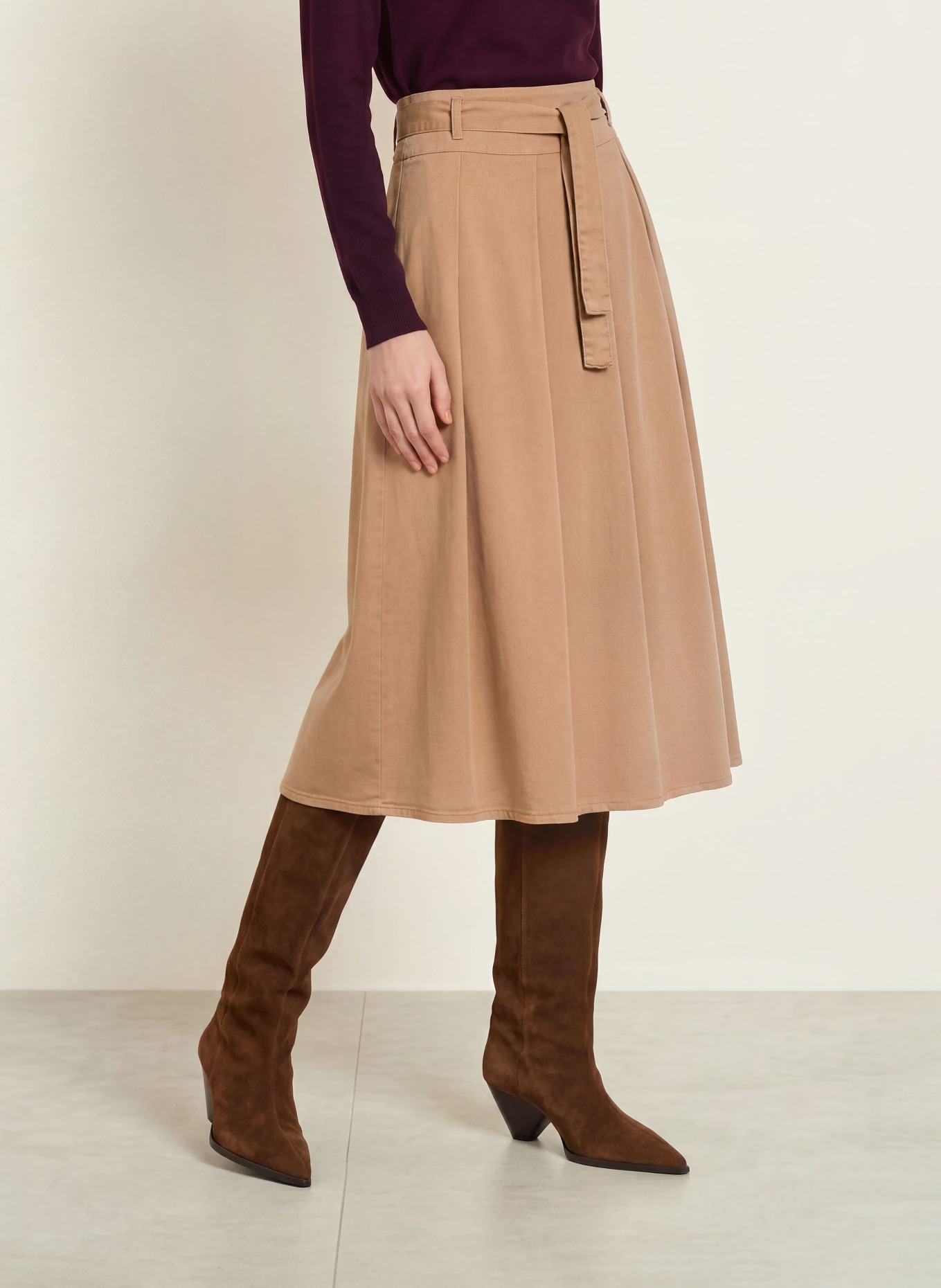 monari Pleated skirt: BEIGE