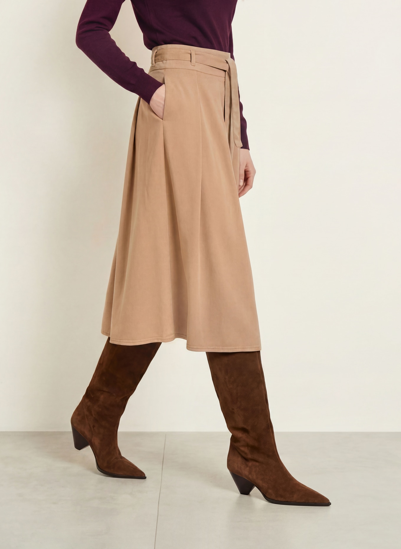 monari Pleated skirt: BEIGE
