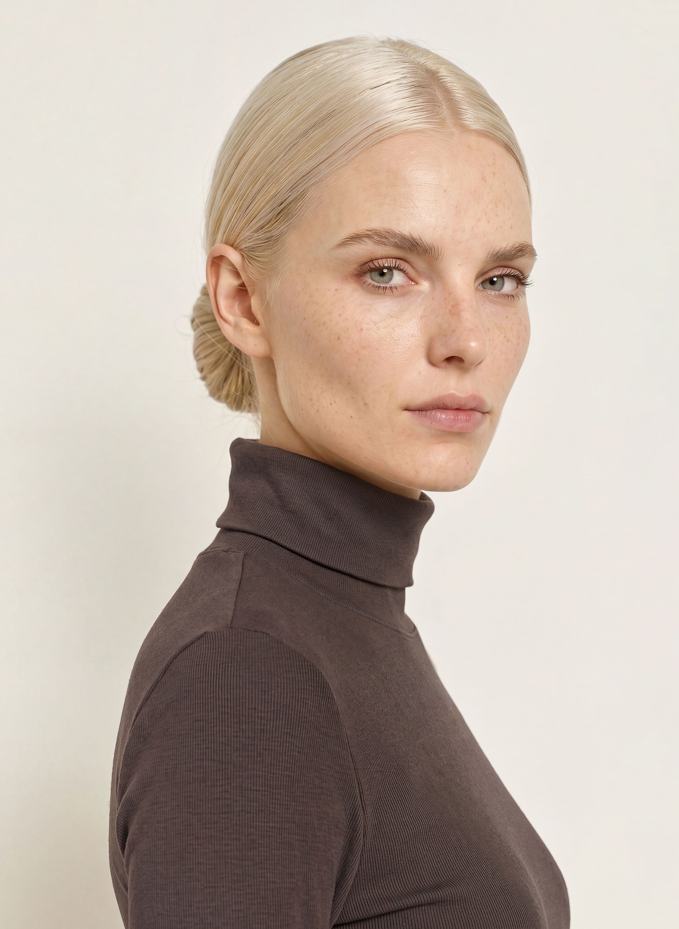 ZAÍDA Colshirt: MARRON FONCÉ