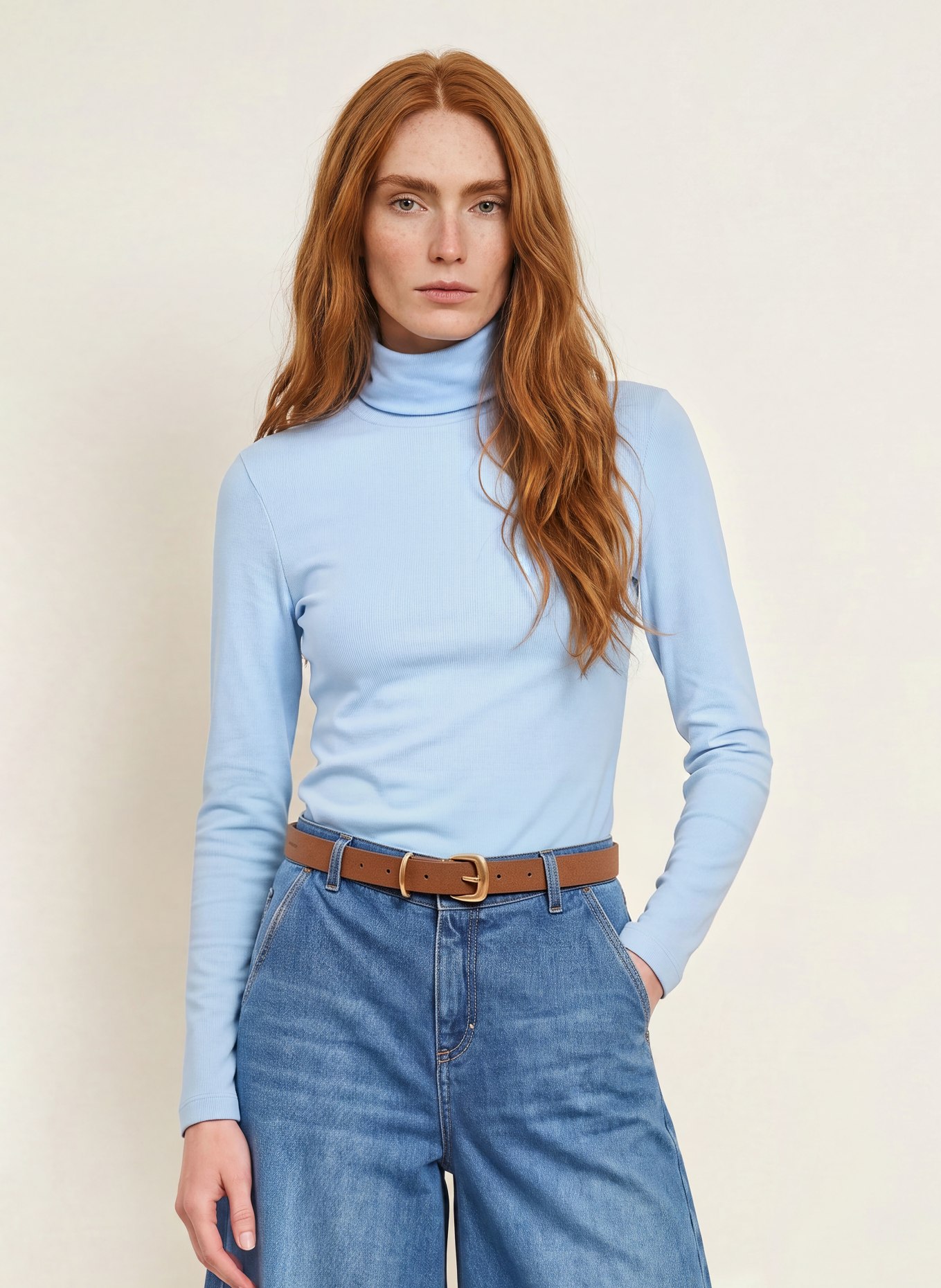 ZAÍDA Colshirt: LICHTBLAUW