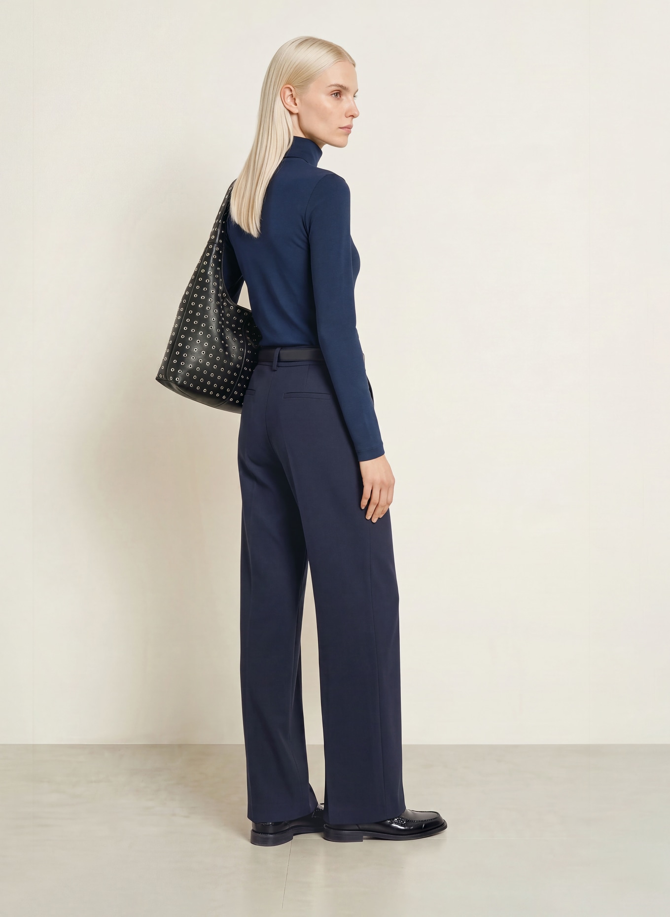 ZAÍDA Colshirt: DONKERBLAUW