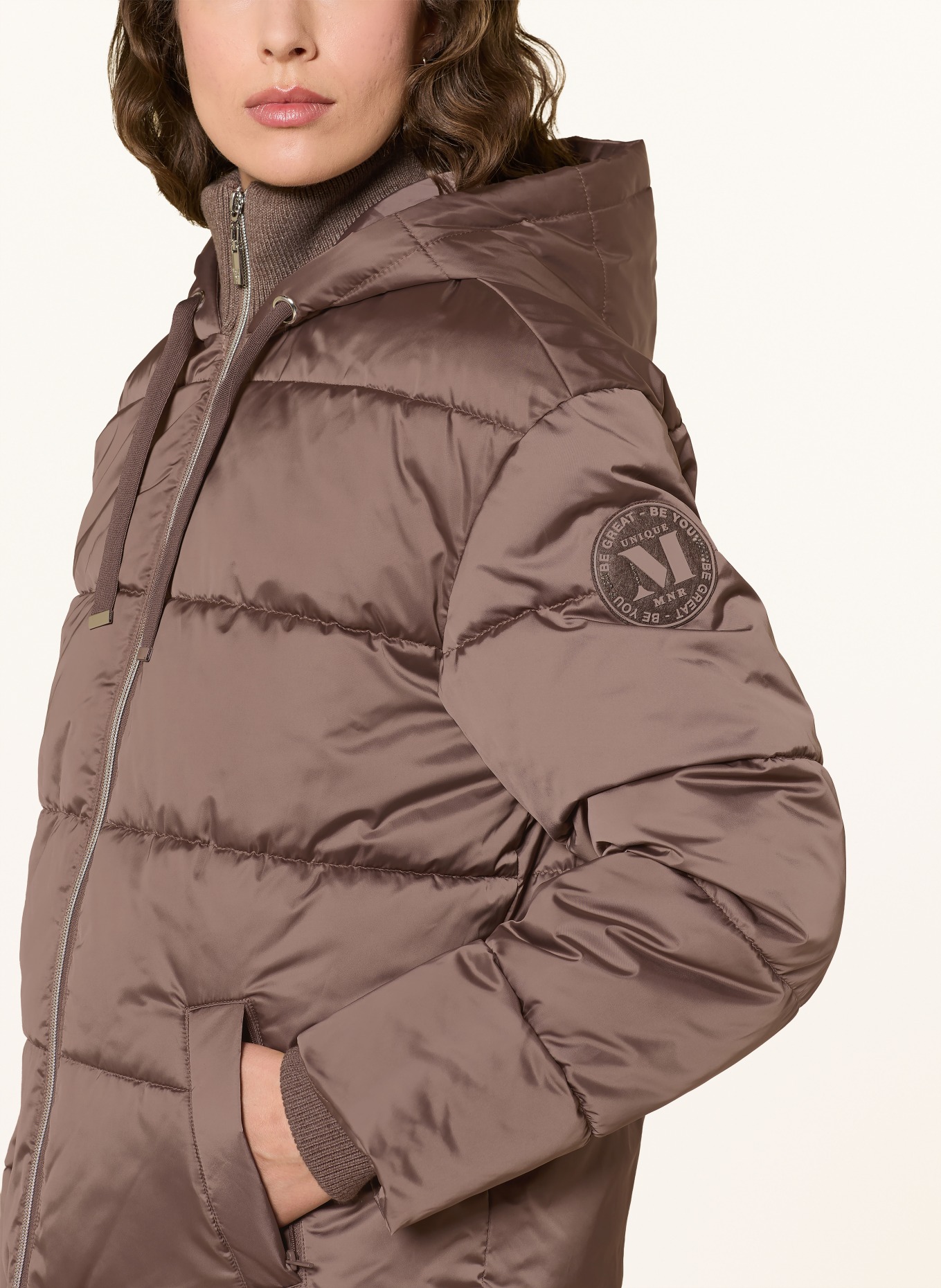 monari Steppjacke mit Schmucksteinen: TAUPE