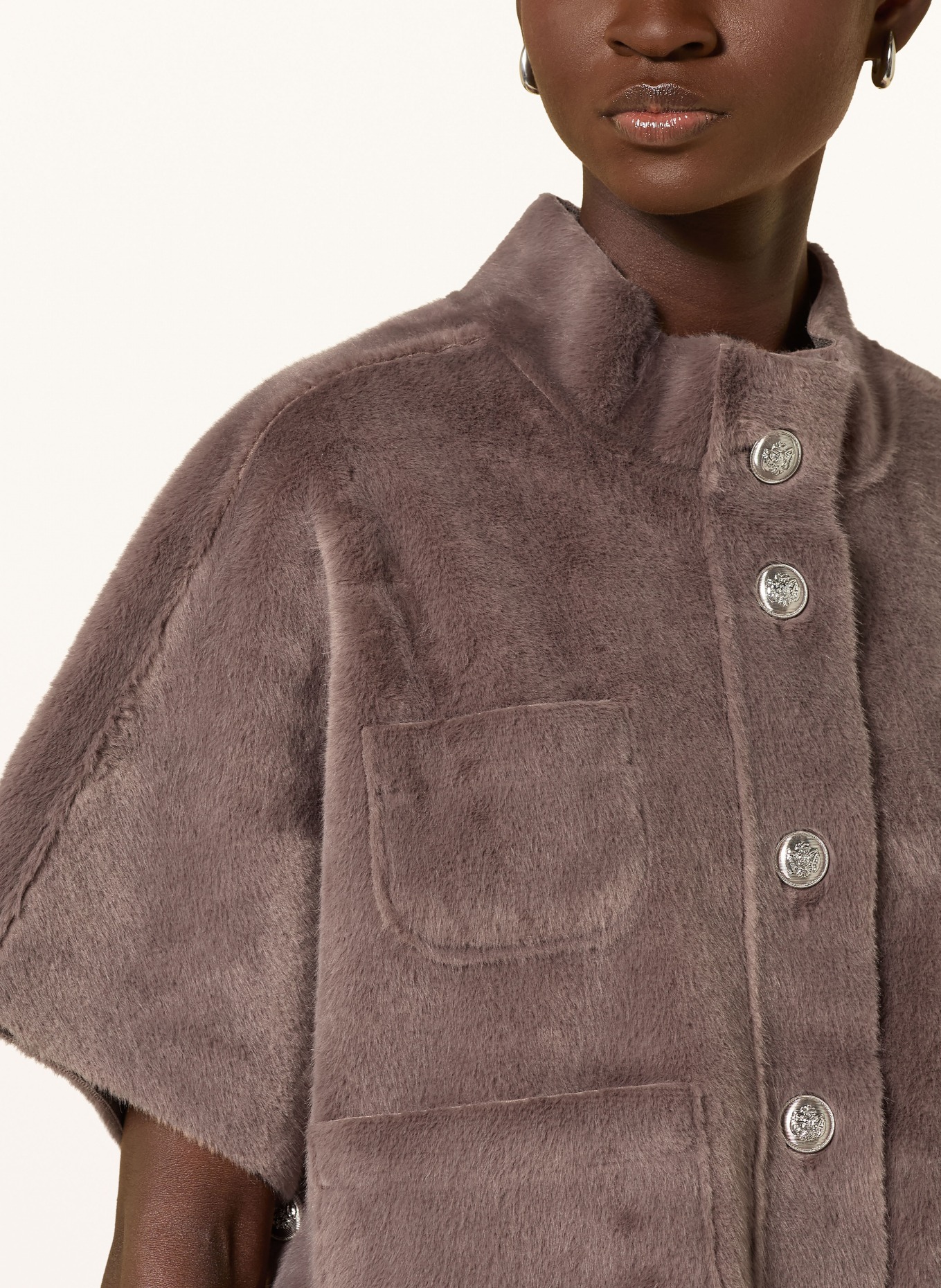 monari Kunstfell-Cape: TAUPE