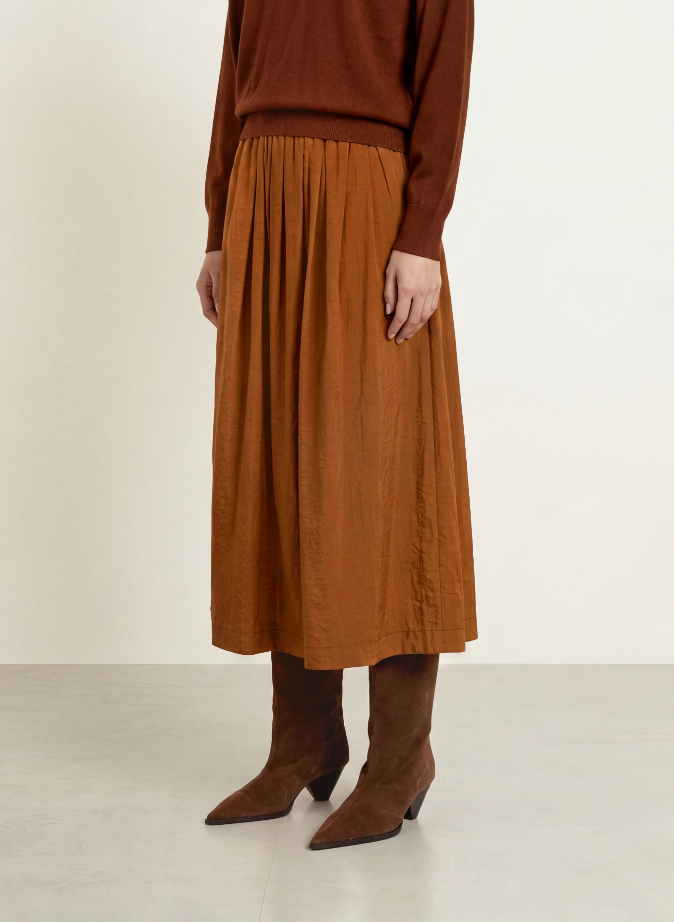 Rich & Royal Skirt: COGNAC
