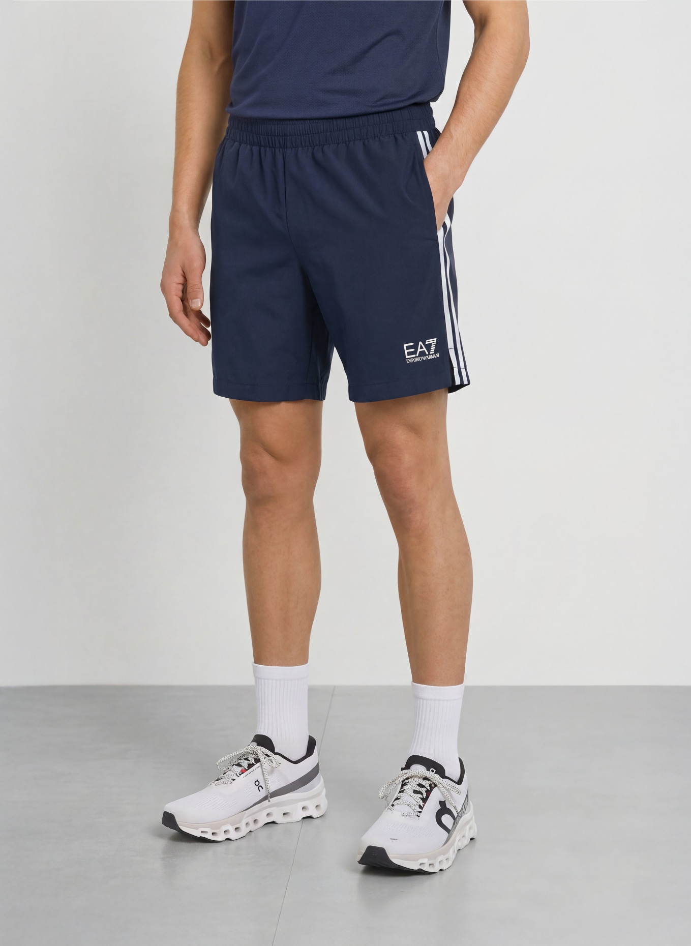 EA7 EMPORIO ARMANI Tennisshorts TENNIS PRO: DUNKELBLAU / WEISS