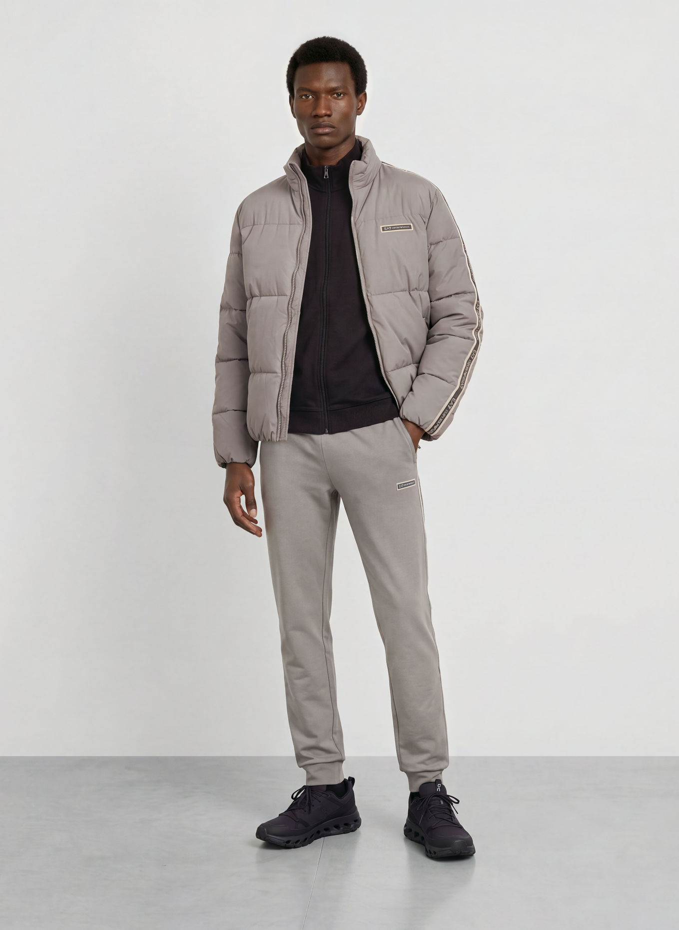 EA7 EMPORIO ARMANI Veste matelassée: GRIS CLAIR