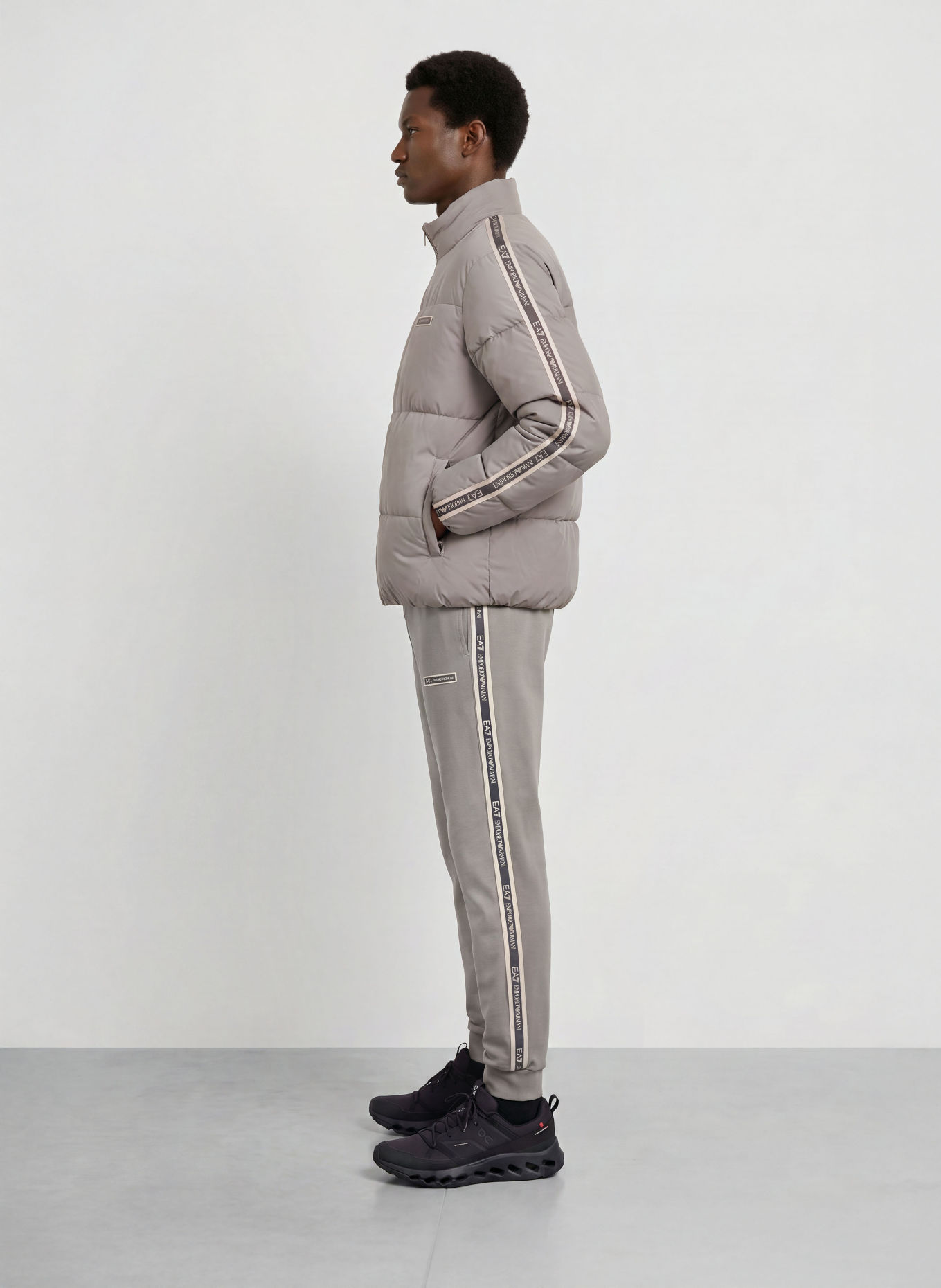 EA7 EMPORIO ARMANI Veste matelassée: GRIS CLAIR