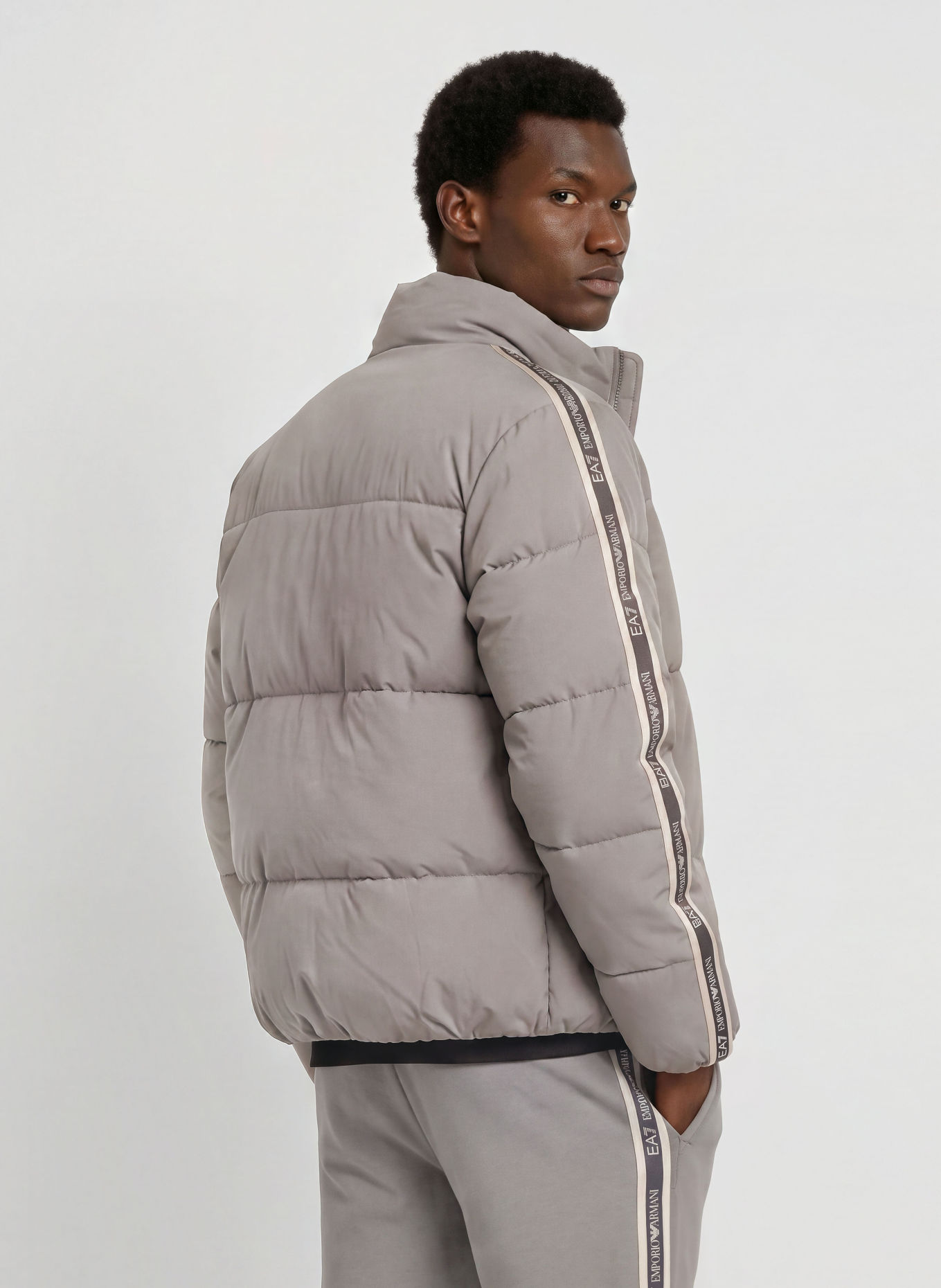 EA7 EMPORIO ARMANI Veste matelassée: GRIS CLAIR