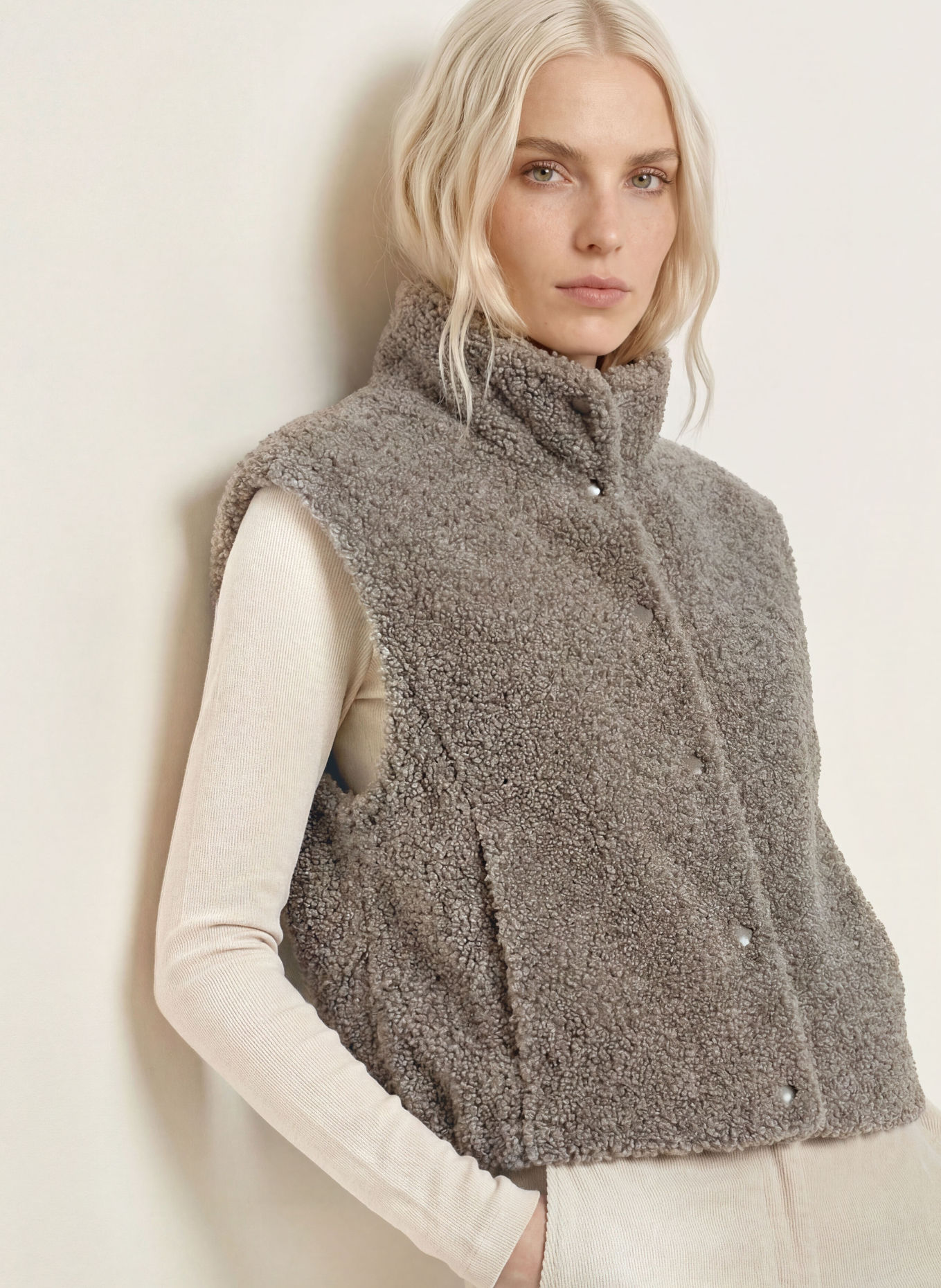 Marc O'Polo Teddyfell-Weste: TAUPE