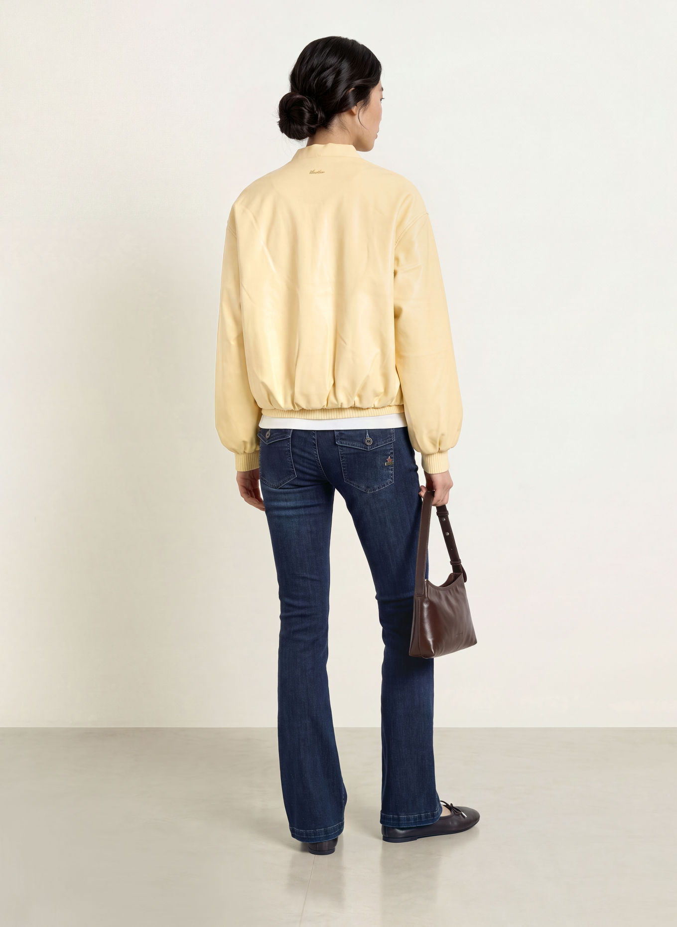 Buena Vista Bootcut Jeans: 8998 deep blue