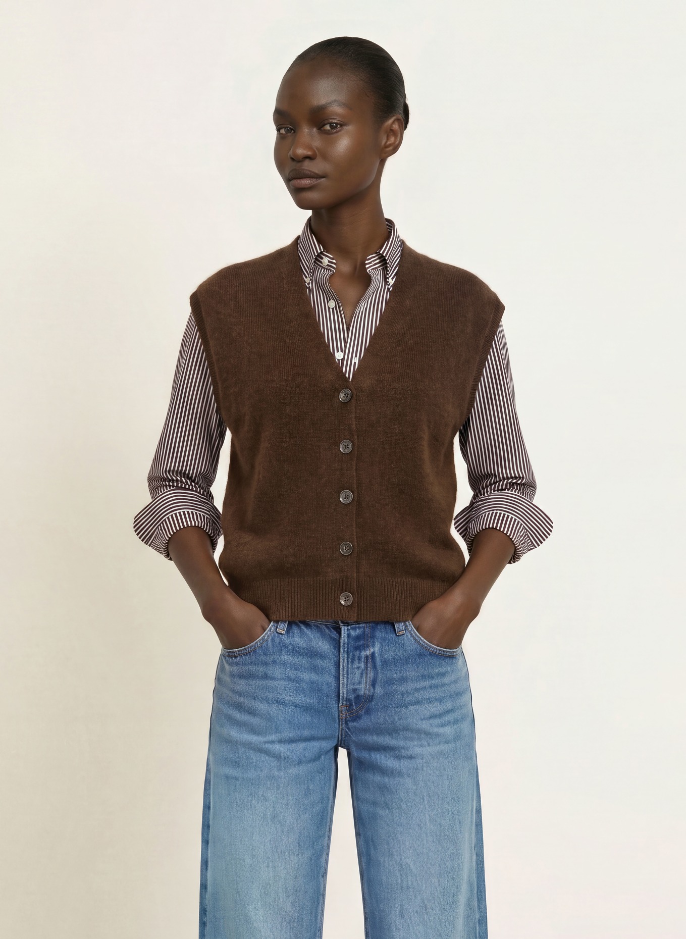 SAINTE MER Knit vest: DARK BROWN