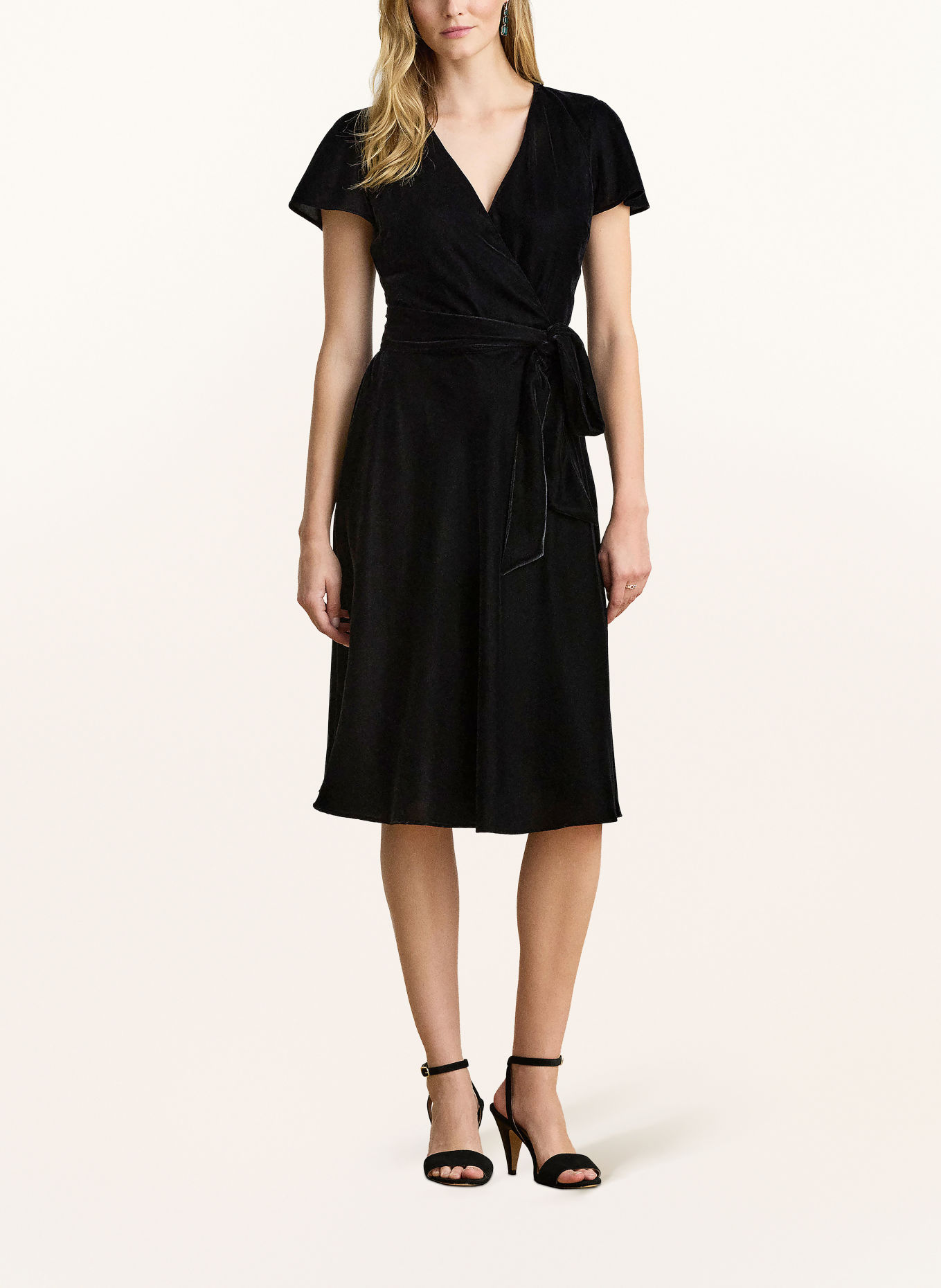 LAUREN RALPH LAUREN Samtkleid in Wickeloptik: SCHWARZ