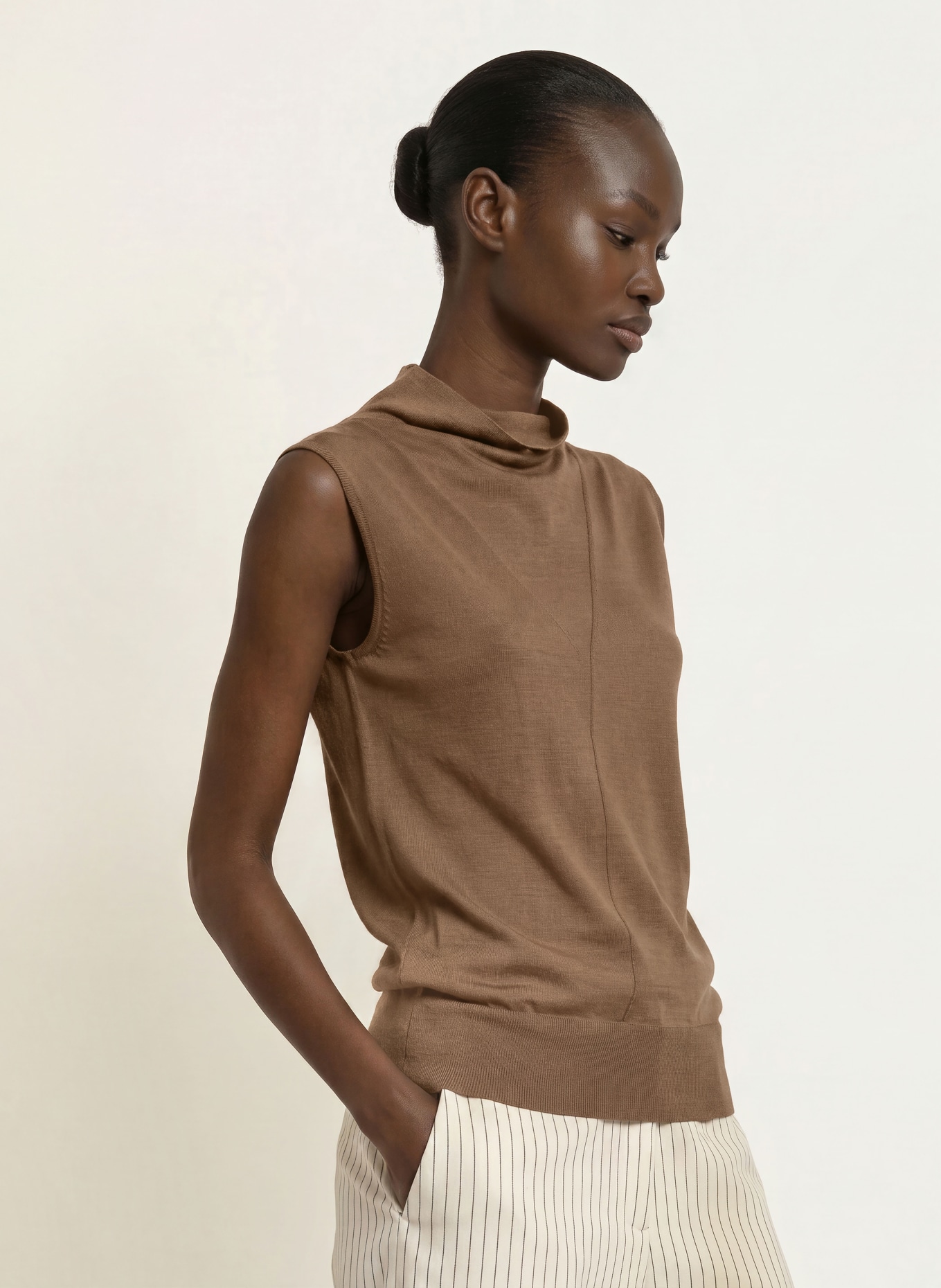 REISS Top HONEY: KAKI