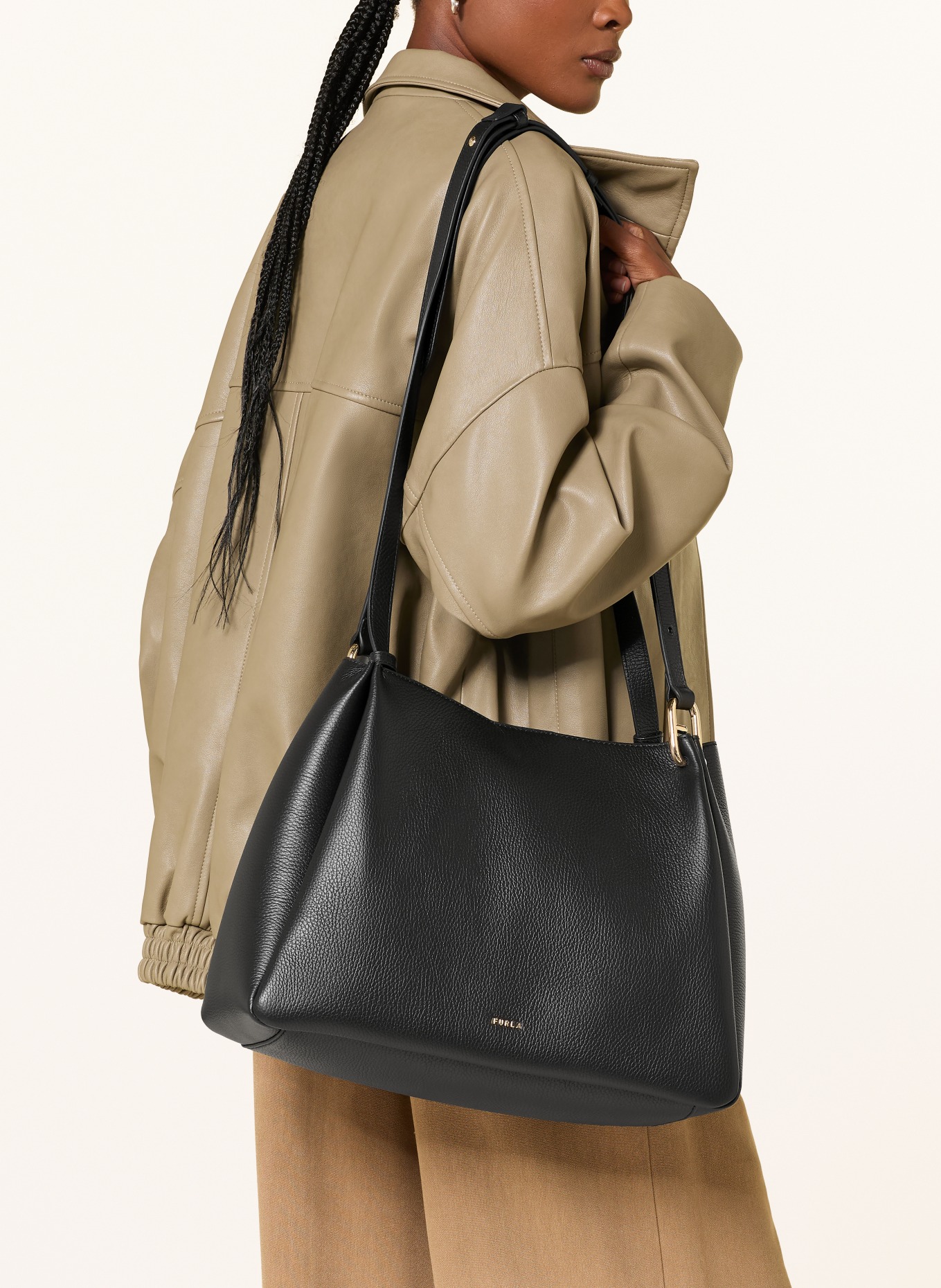 FURLA Shoppers NUVOLA LARGE: ZWART
