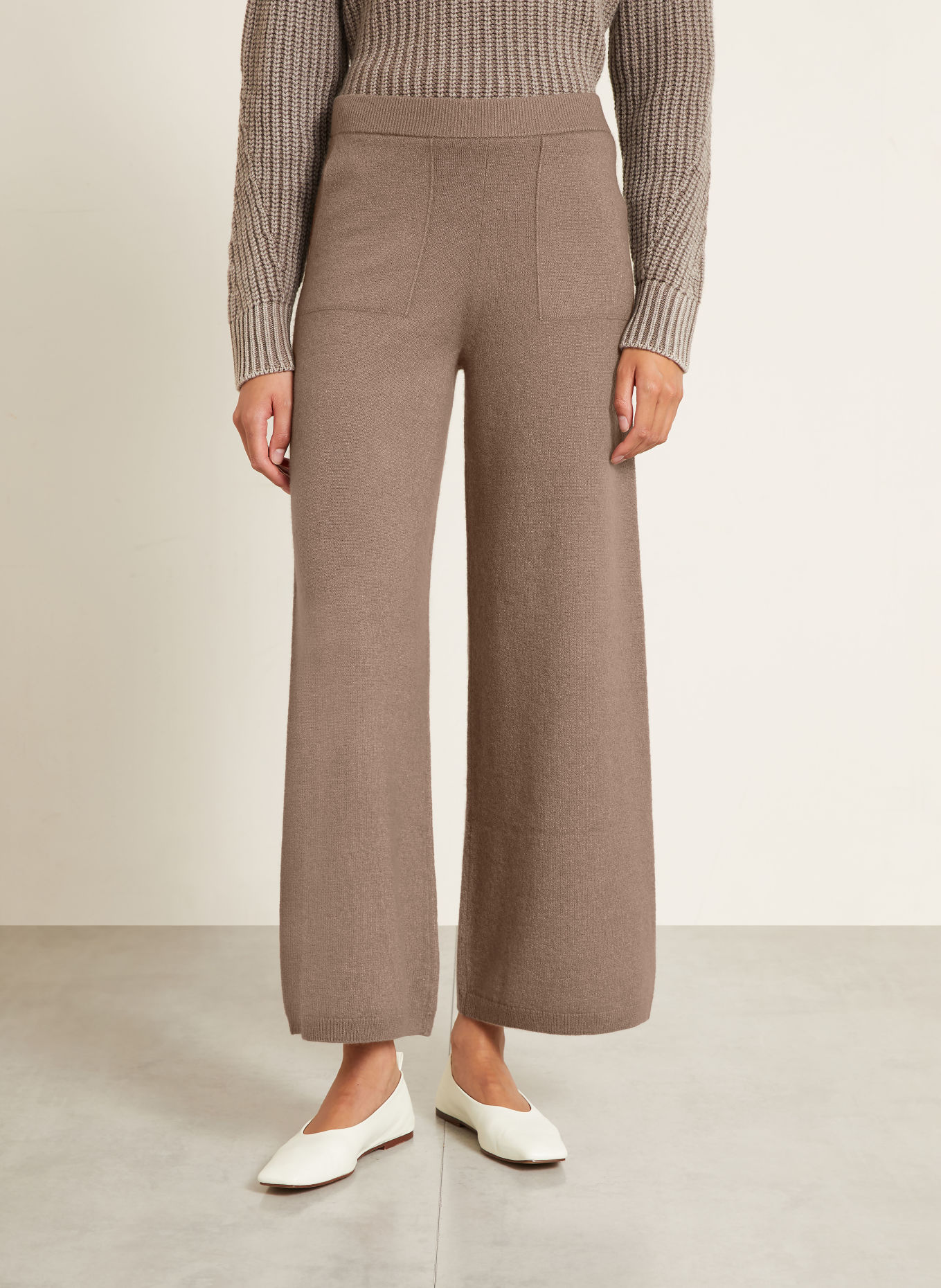 IRIS von ARNIM NIVELLE Knit Pants with Cashmere: TAUPE
