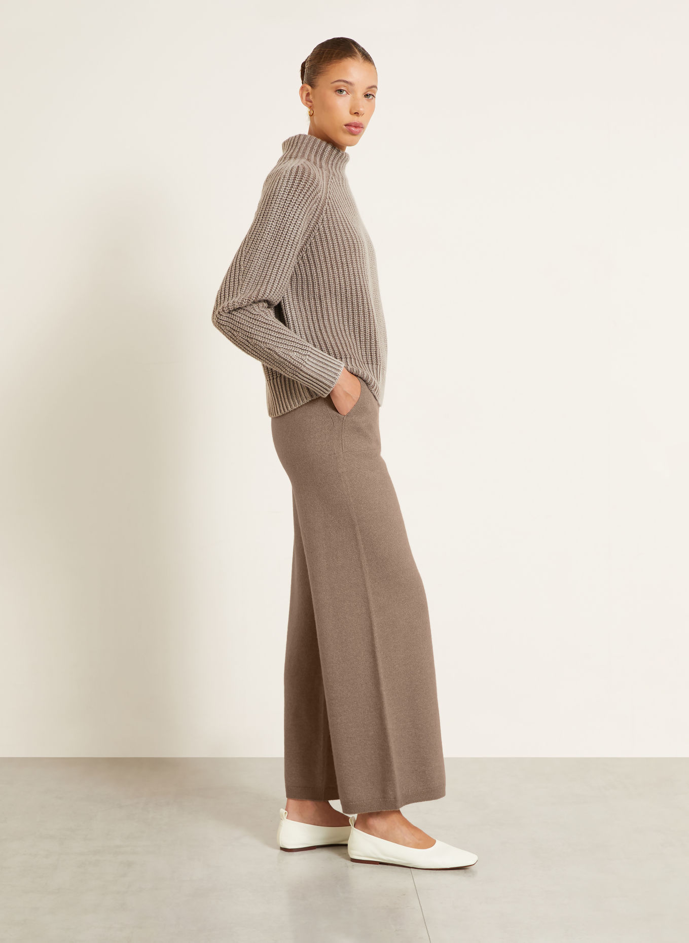 IRIS von ARNIM NIVELLE Knit Pants with Cashmere: TAUPE