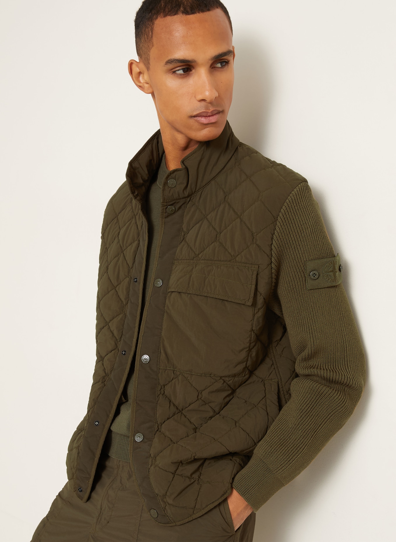 STONE ISLAND Prošívaná bunda GHOST z kombinace materiálů: KHAKI
