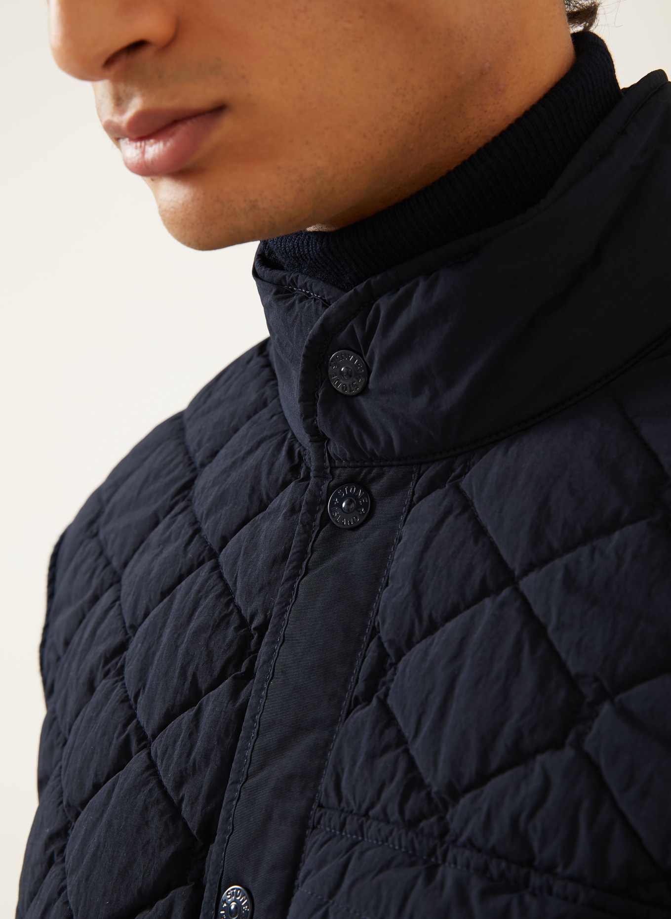 STONE ISLAND Gewatteerde jas GHOST in een mix van materialen: DONKERBLAUW