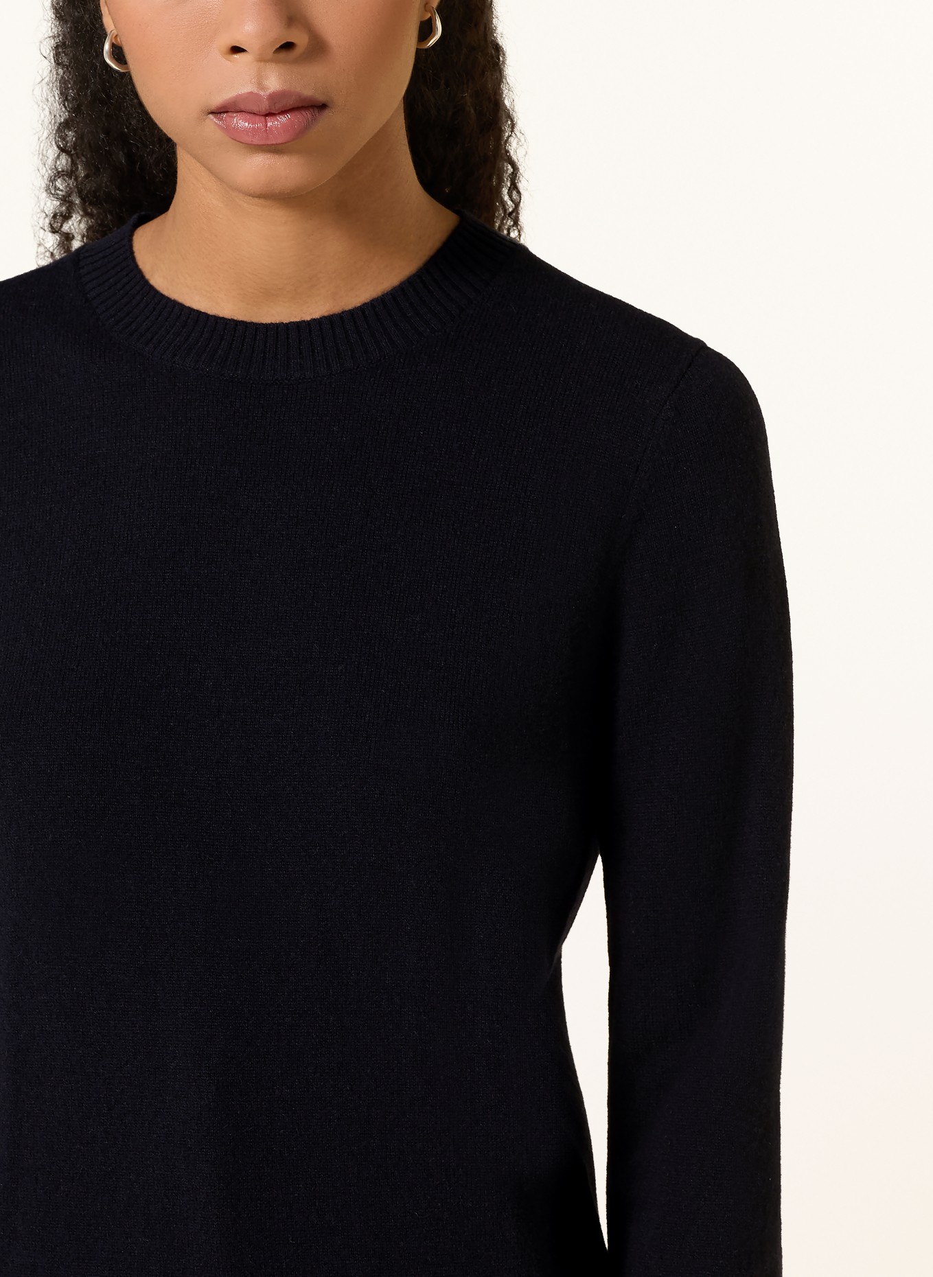Rhea. Cashmere Sweater: DARK BLUE