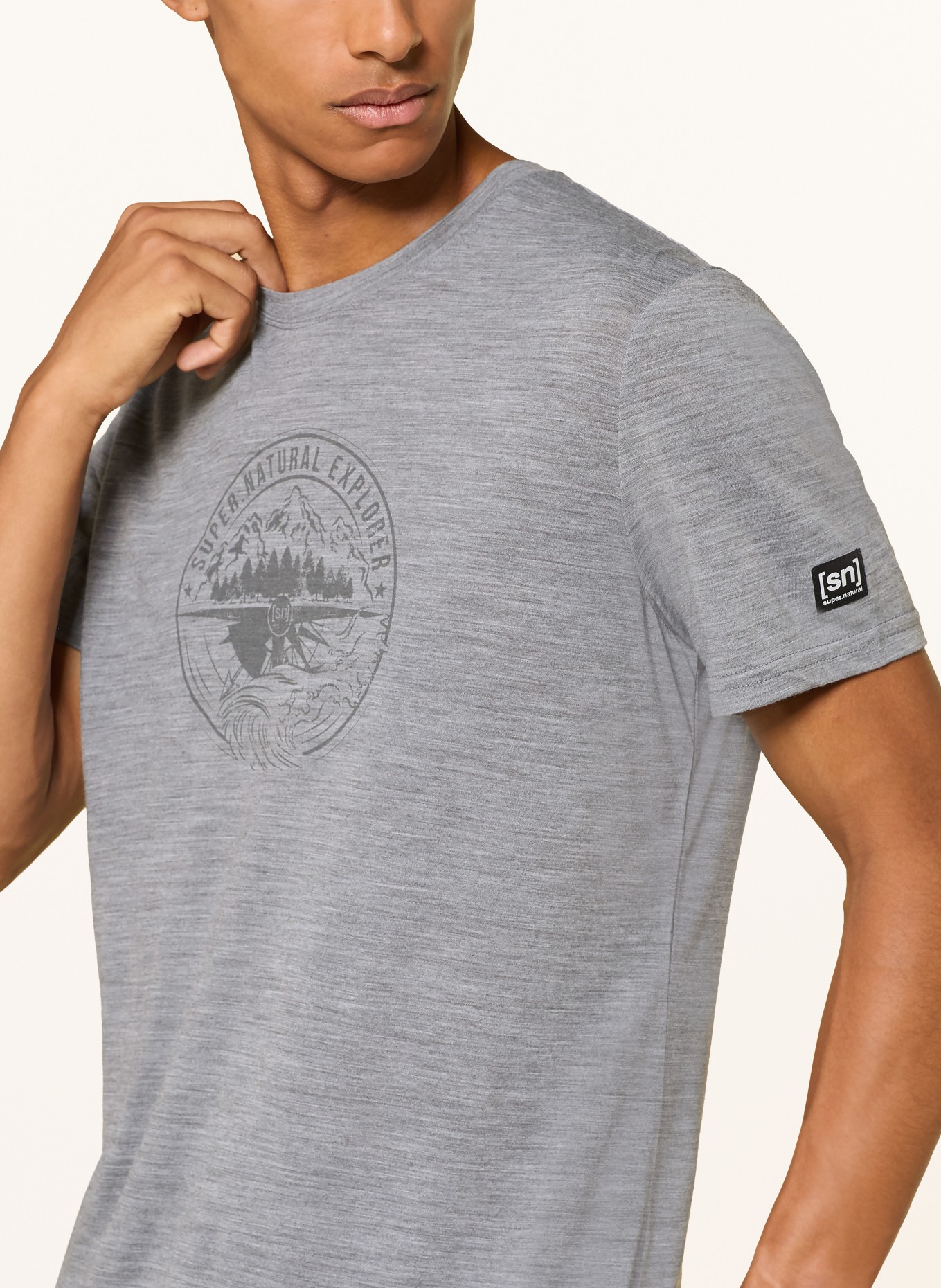 super.natural T-shirt EXPLORING met merinowol: GRIJS