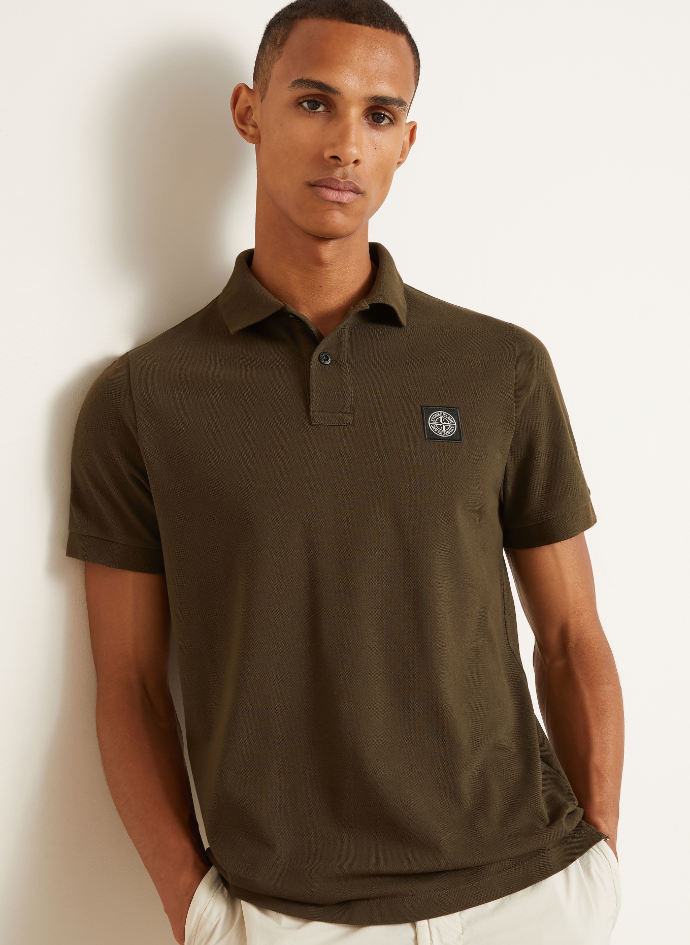 STONE ISLAND Pikétröja, slim fit: MÖRKBRUN
