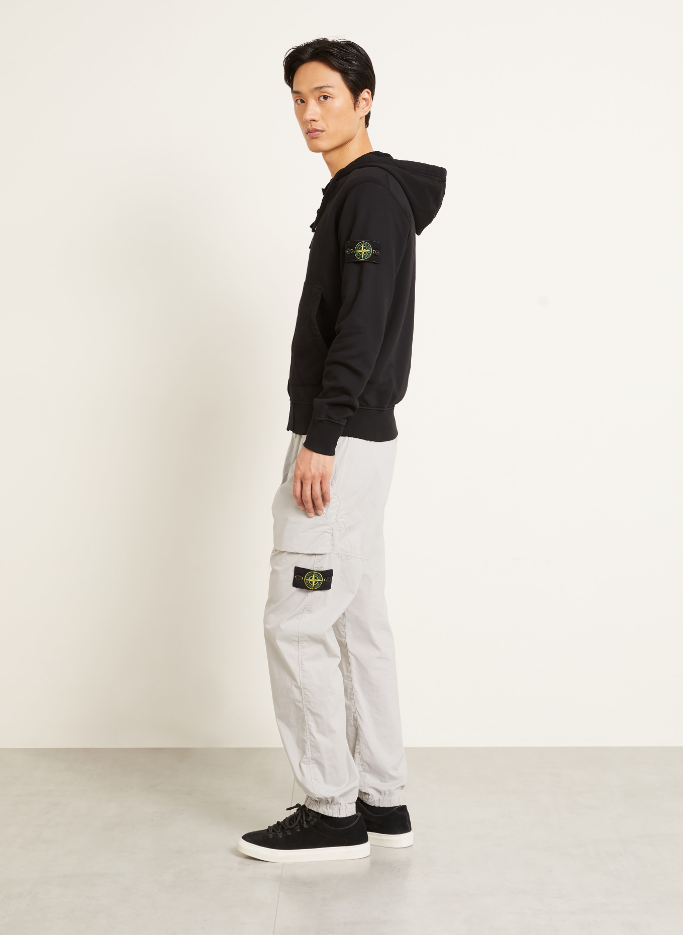 STONE ISLAND Zip-up sweatshirt: BLACK