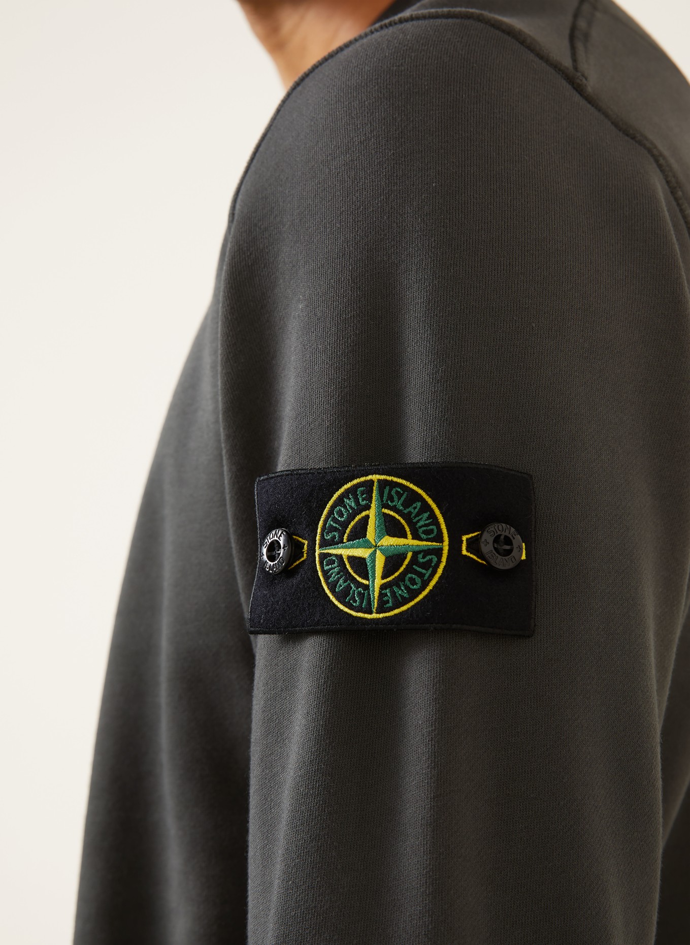 STONE ISLAND Sweatshirt: DUNKELGRAU