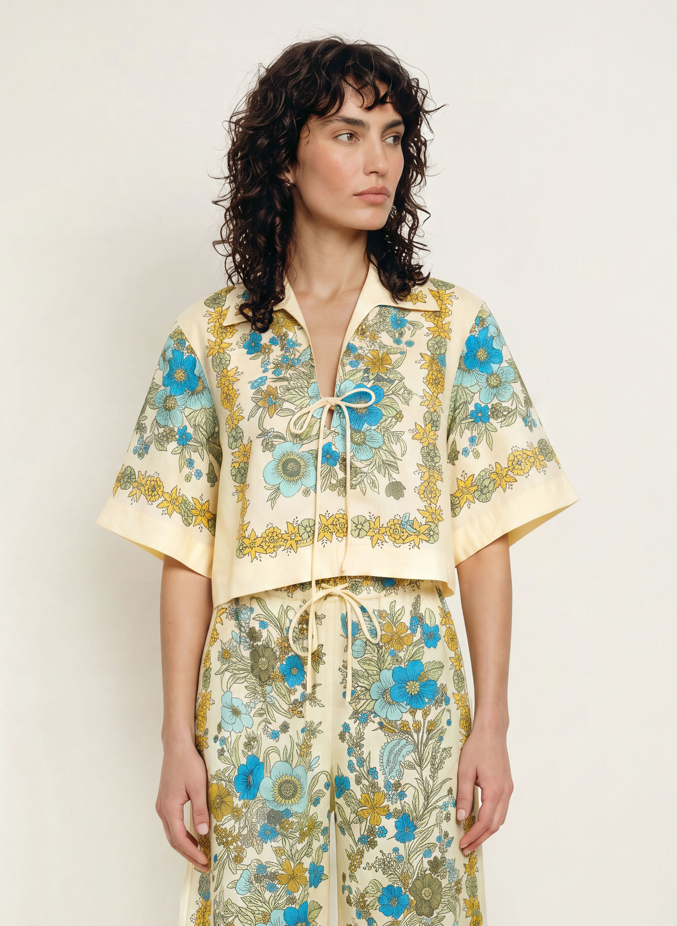 ALÉMAIS Blusenshirt SOPHIA aus Leinen: GELB / GRÜN / BLAU